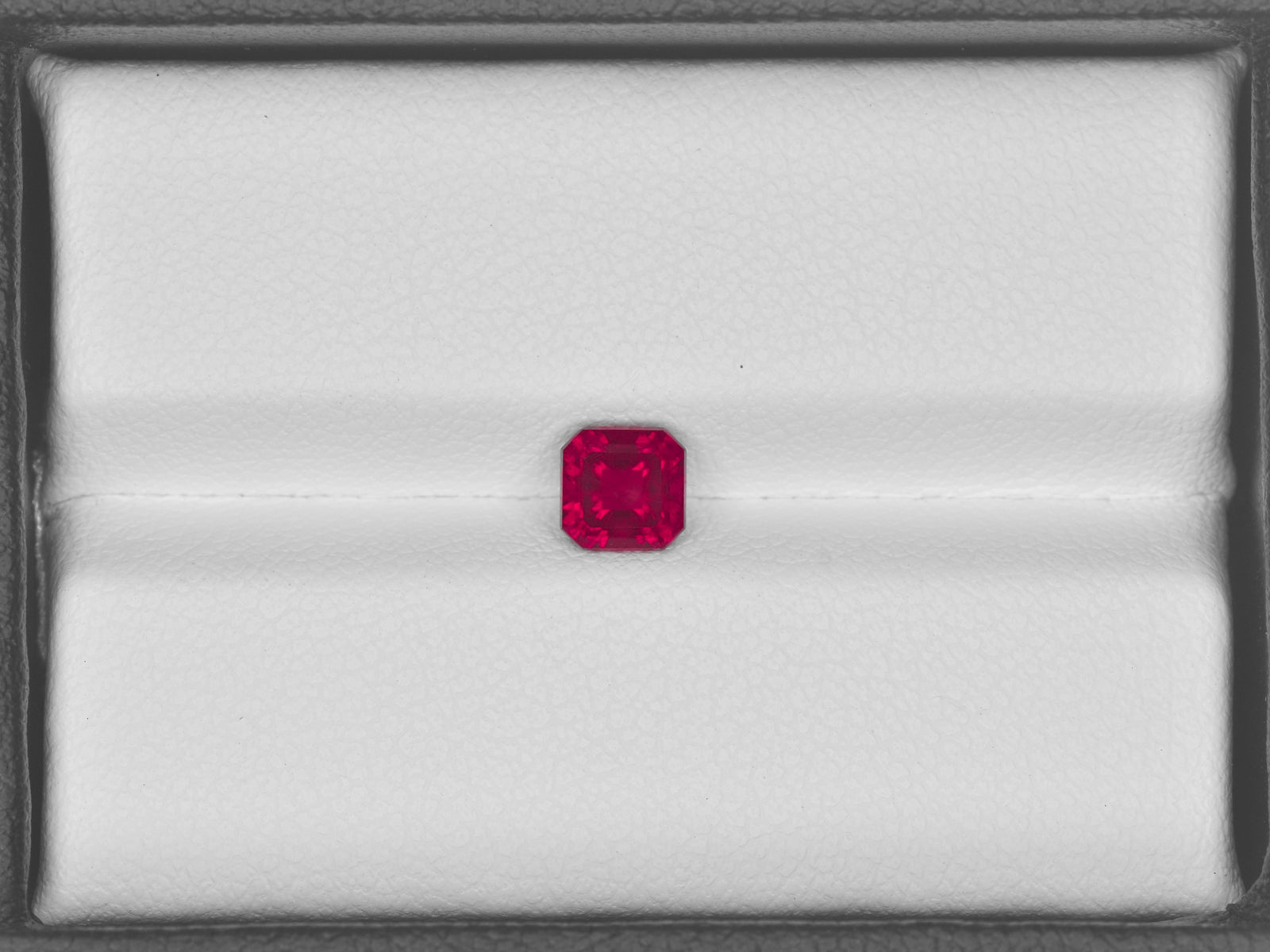 8801038-octagonal-fiery-neon-pinkish-red-grs-usa-natural-bixbite-red-emerald-0.69-ct