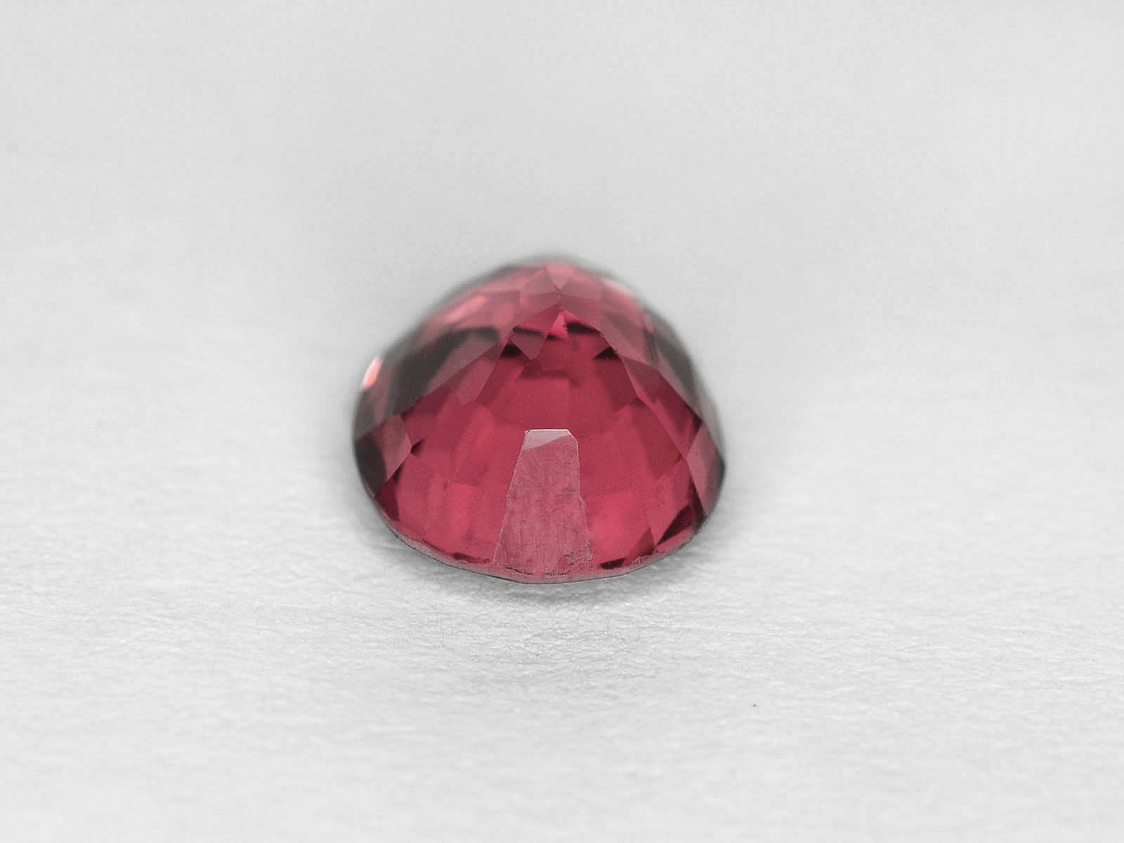 8800285-oval-deep-pink-igi-burma-natural-spinel-2.65-ct