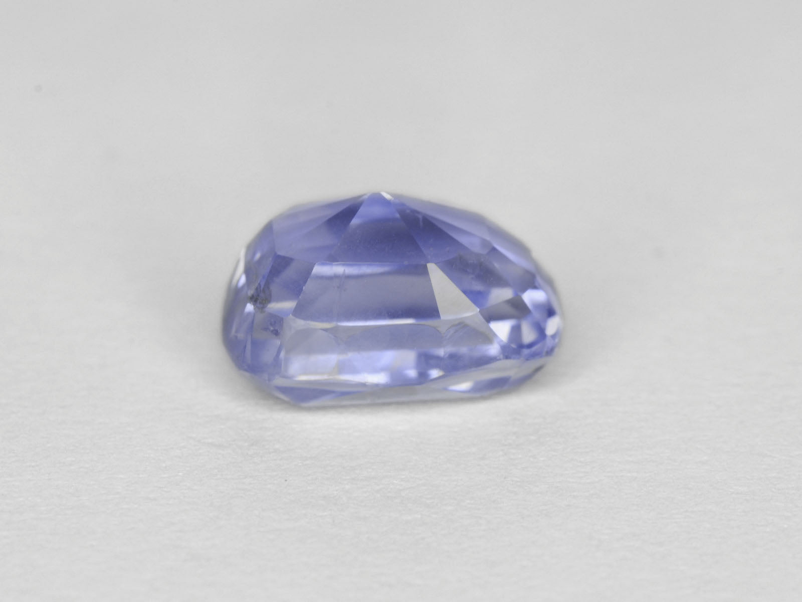 8800192-cushion-violetish-blue-igi-sri-lanka-natural-blue-sapphire-5.22-ct