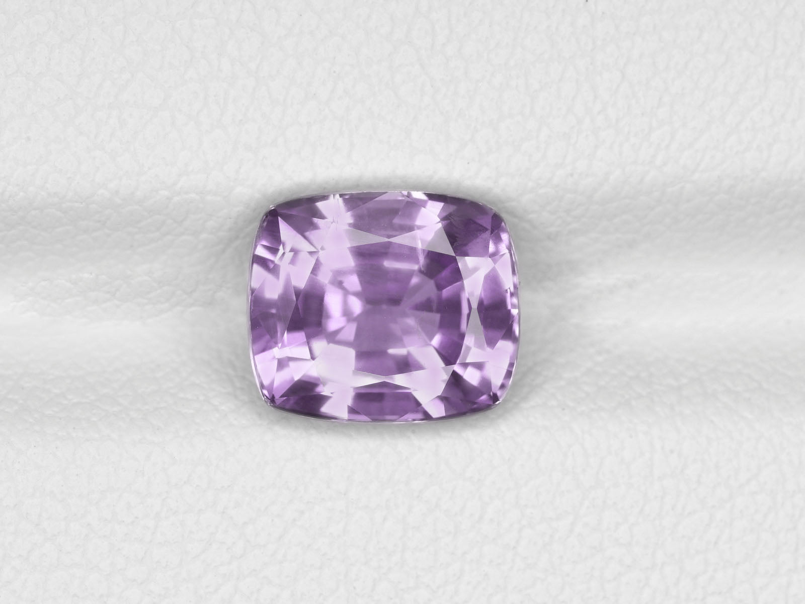 8800469-cushion-pastel-purplish-violet-igi-madagascar-natural-other-fancy-sapphire-2.93-ct