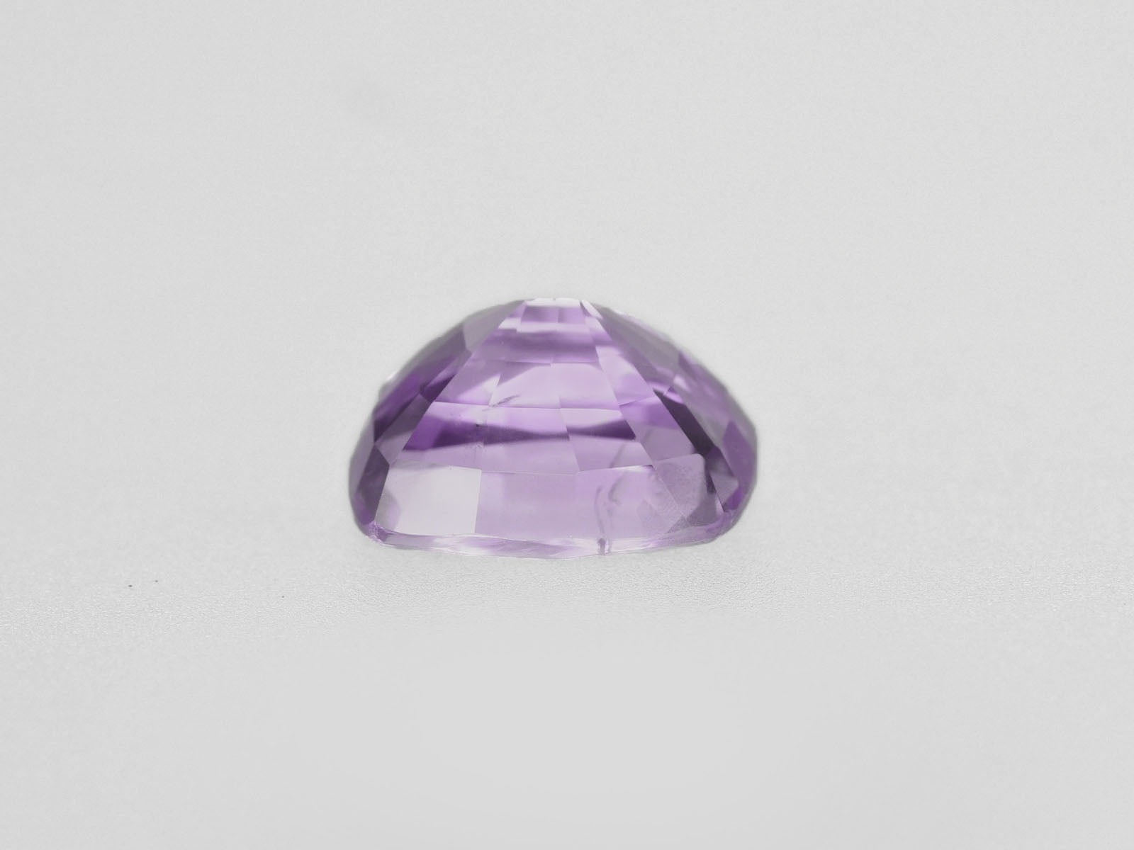 8800469-cushion-pastel-purplish-violet-igi-madagascar-natural-other-fancy-sapphire-2.93-ct