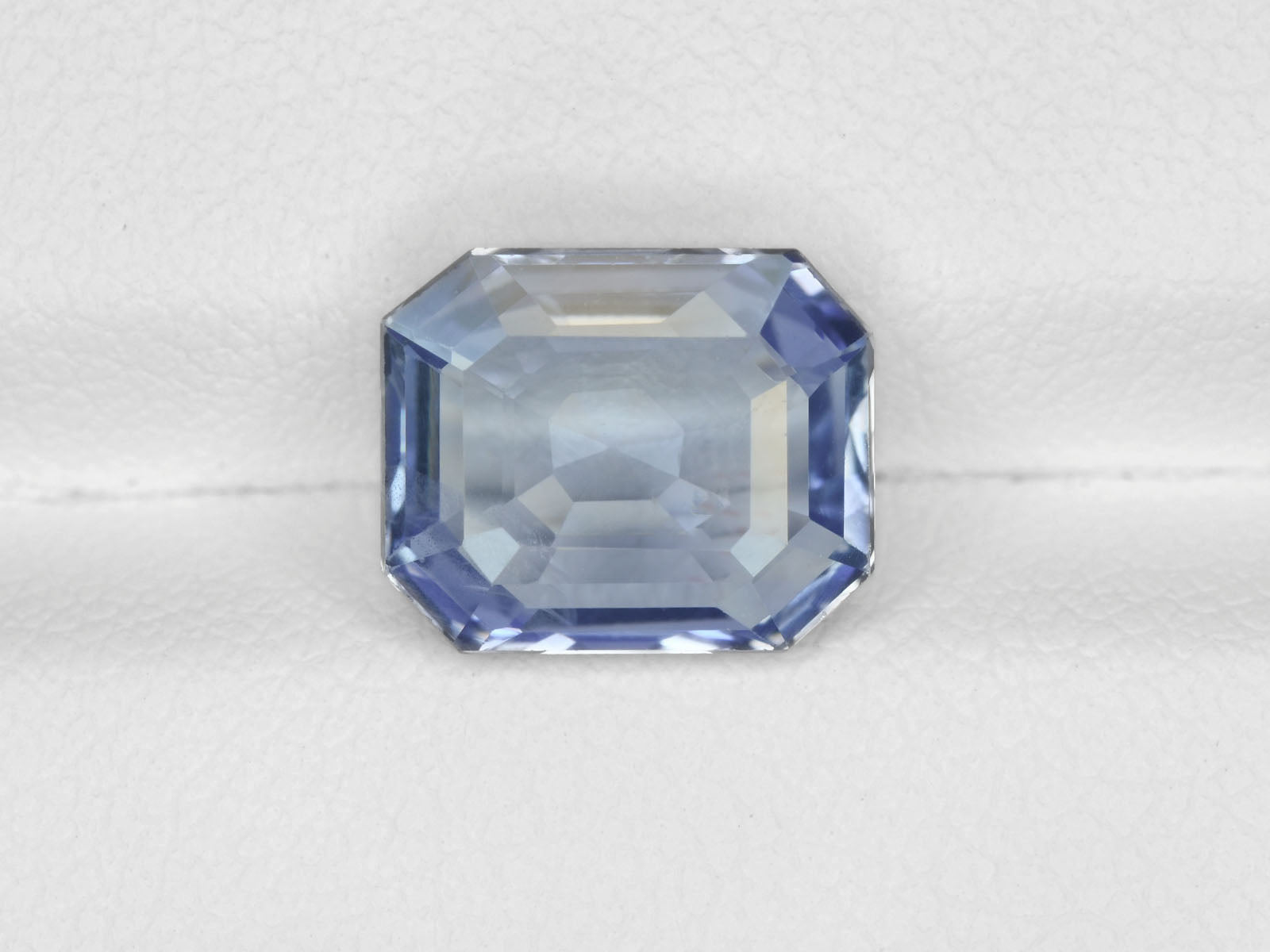 8800228-octagonal-blue-igi-sri-lanka-natural-blue-sapphire-4.42-ct