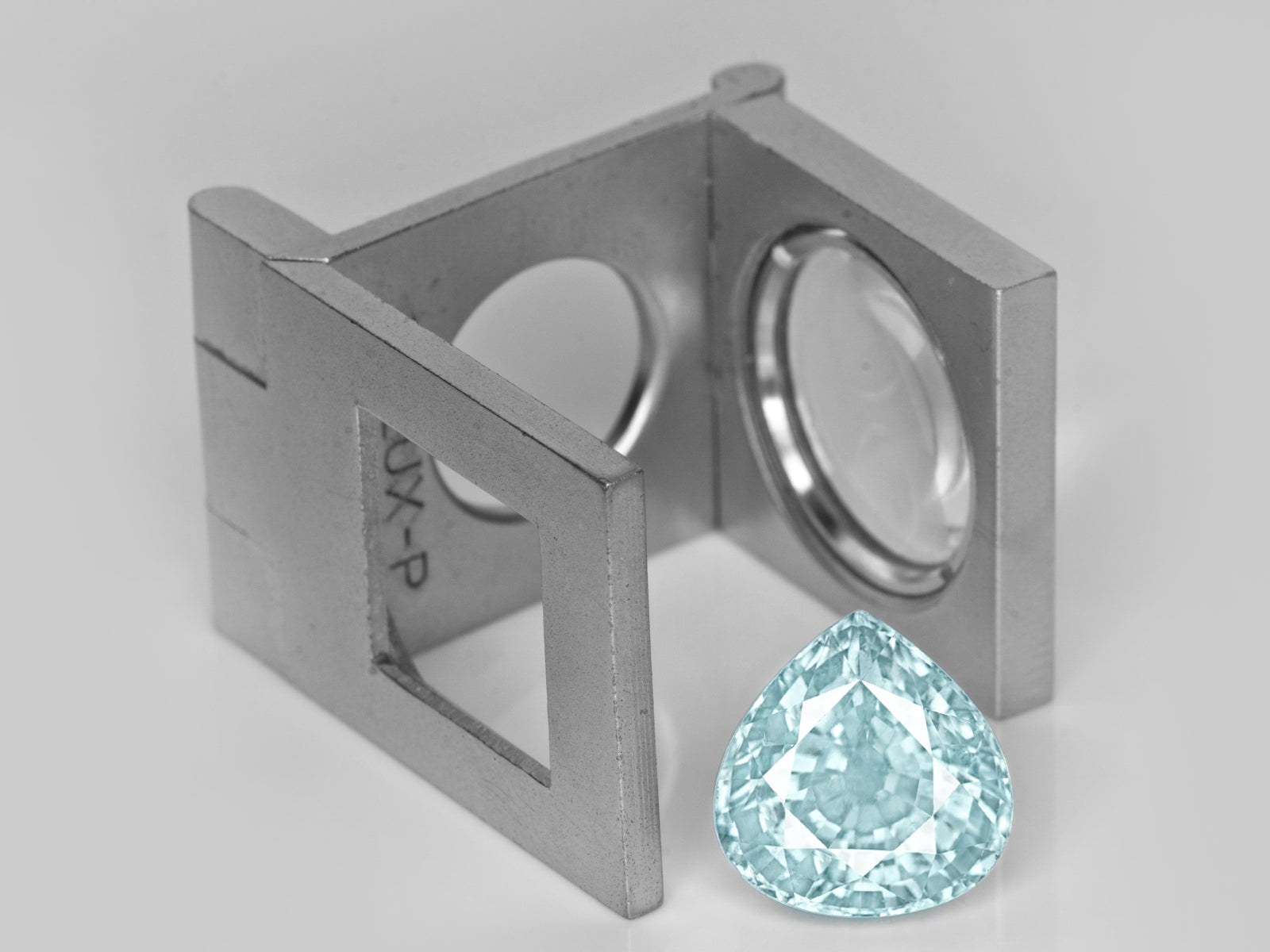 8803053-heart-fiery-soft-neon-blue-gia-igi-mozambique-natural-paraiba-tourmaline-7.49-ct