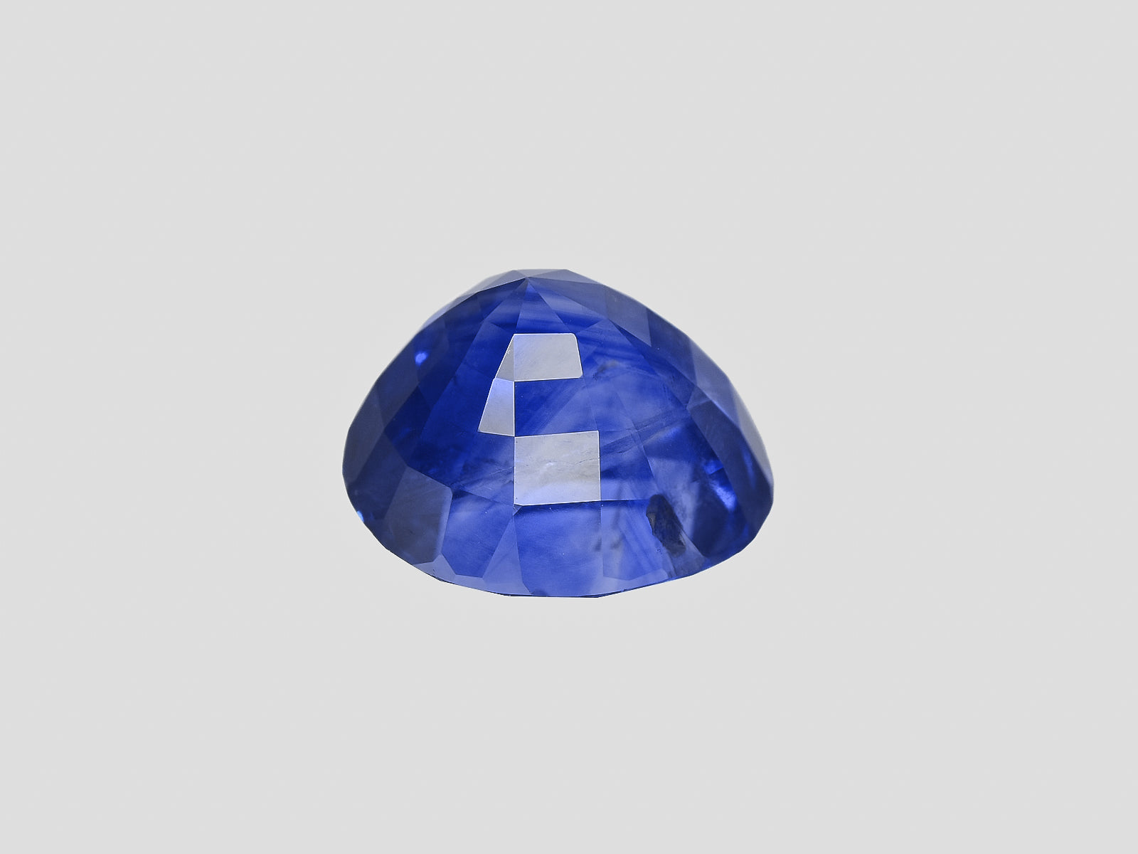 8801969-oval-fiery-rich-royal-blue-ssef-gubelin-agl-gia-grs-kashmir-natural-blue-sapphire-5.78-ct