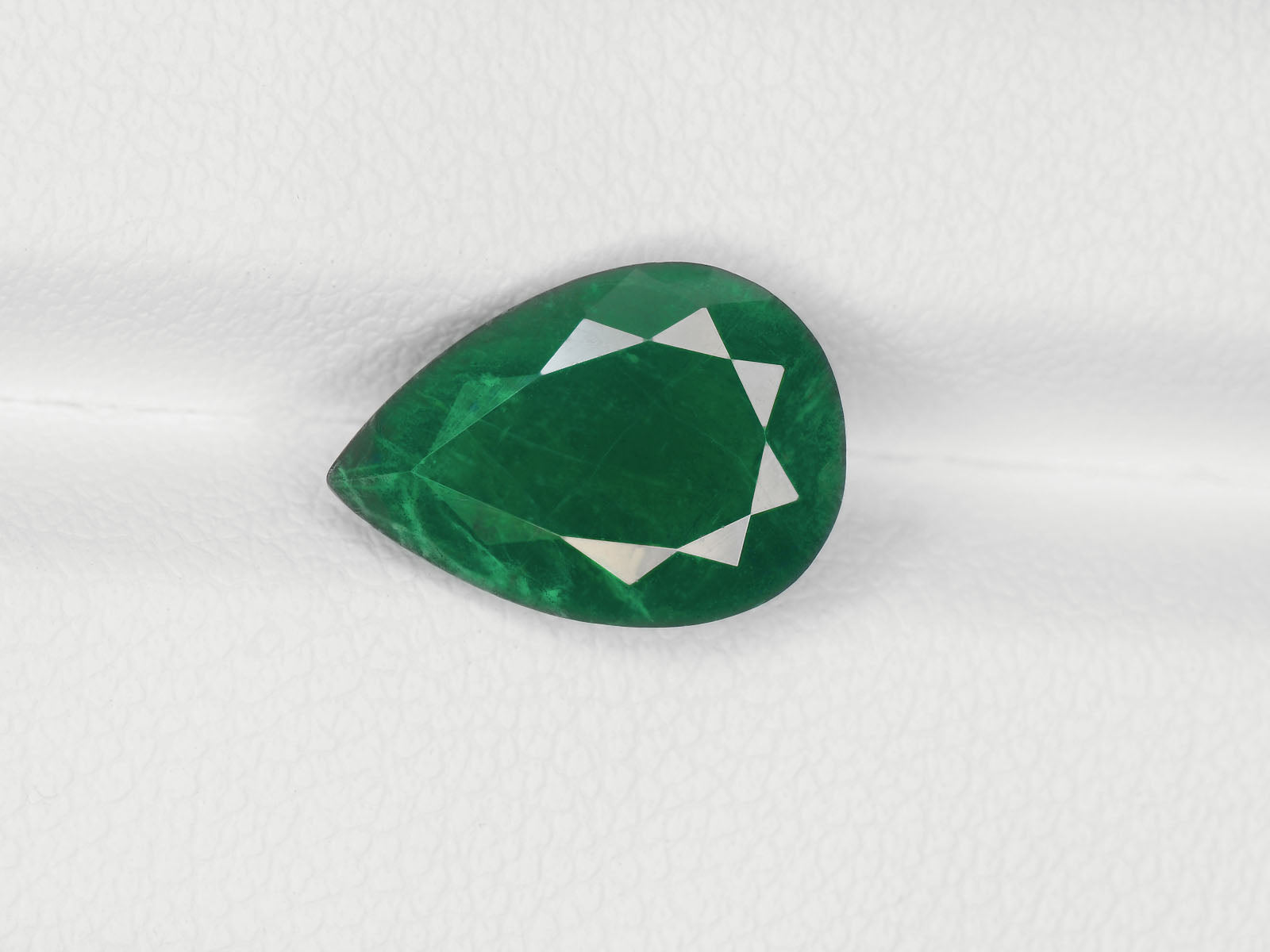 8800390-pear-deep-green-brazil-natural-emerald-2.90-ct