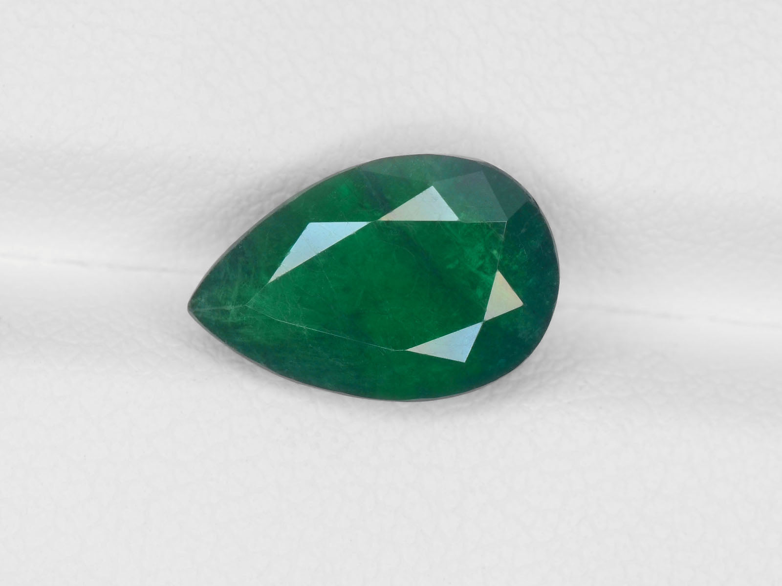 8800402-pear-deep-green-brazil-natural-emerald-3.46-ct