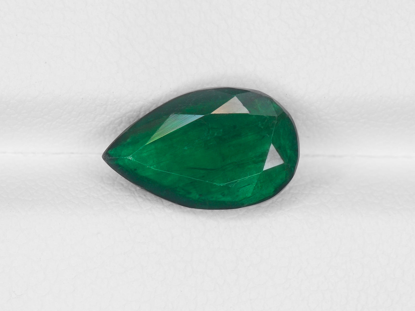 8800408-pear-deep-green-brazil-natural-emerald-2.94-ct