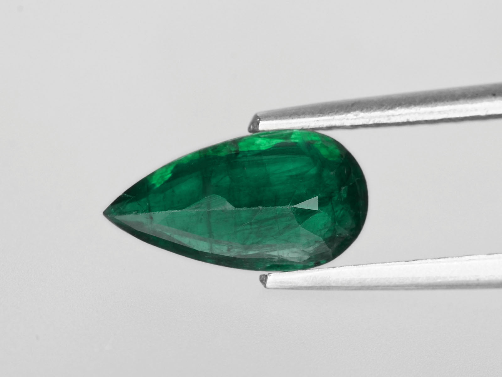 8800423-pear-royal-green-brazil-natural-emerald-1.32-ct