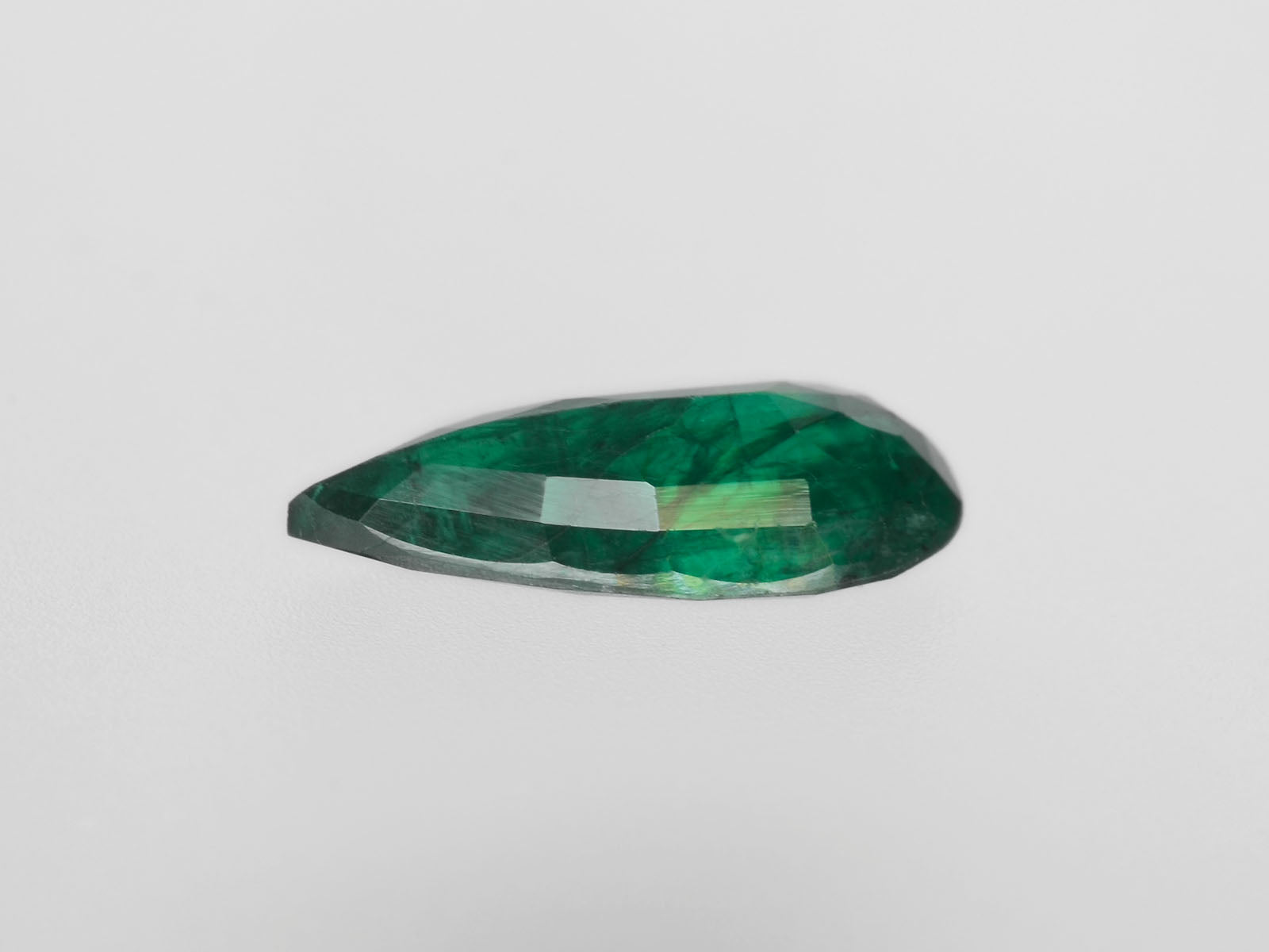 8800423-pear-royal-green-brazil-natural-emerald-1.32-ct