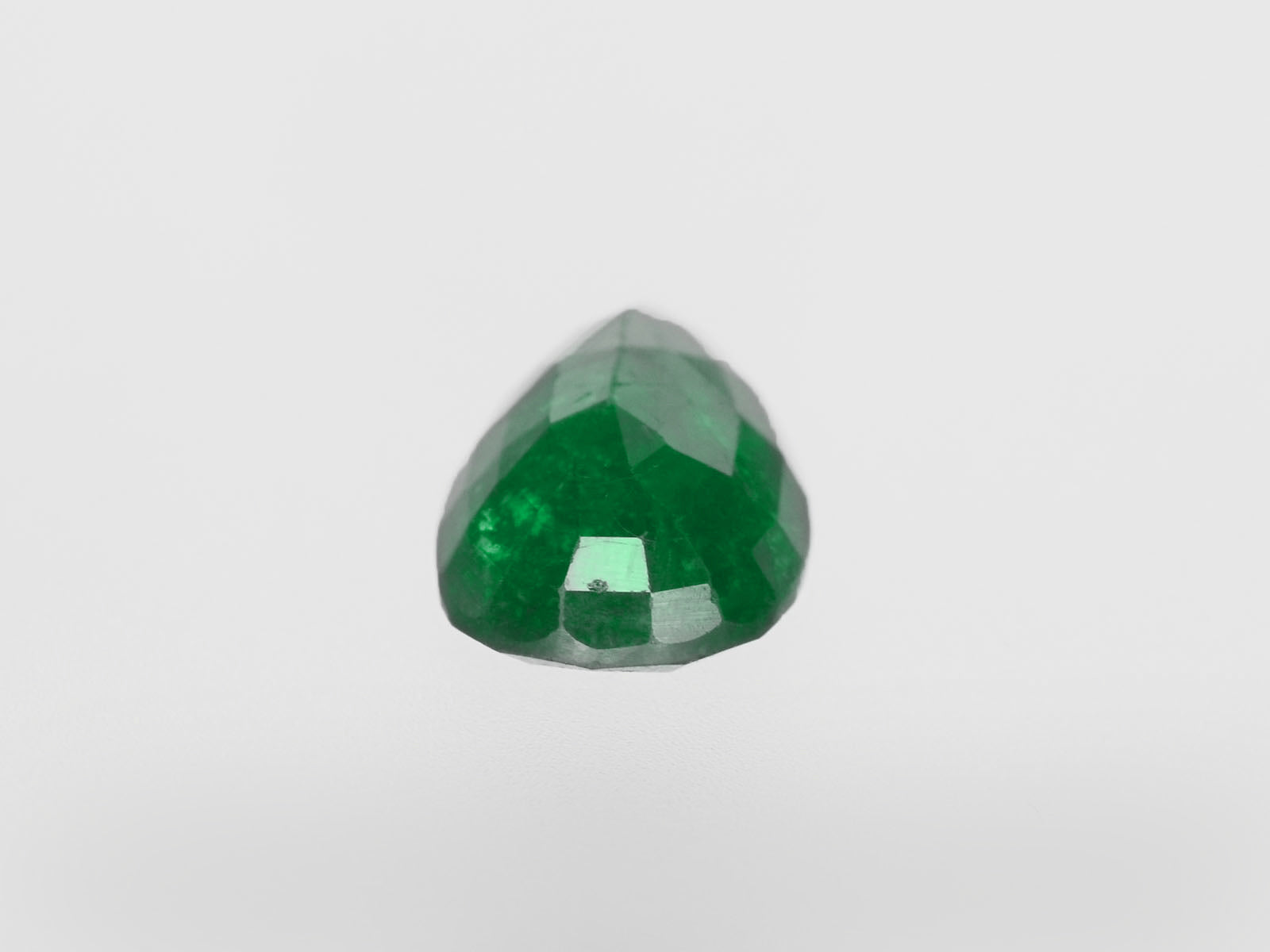 8800424-pear-royal-green-brazil-natural-emerald-1.69-ct