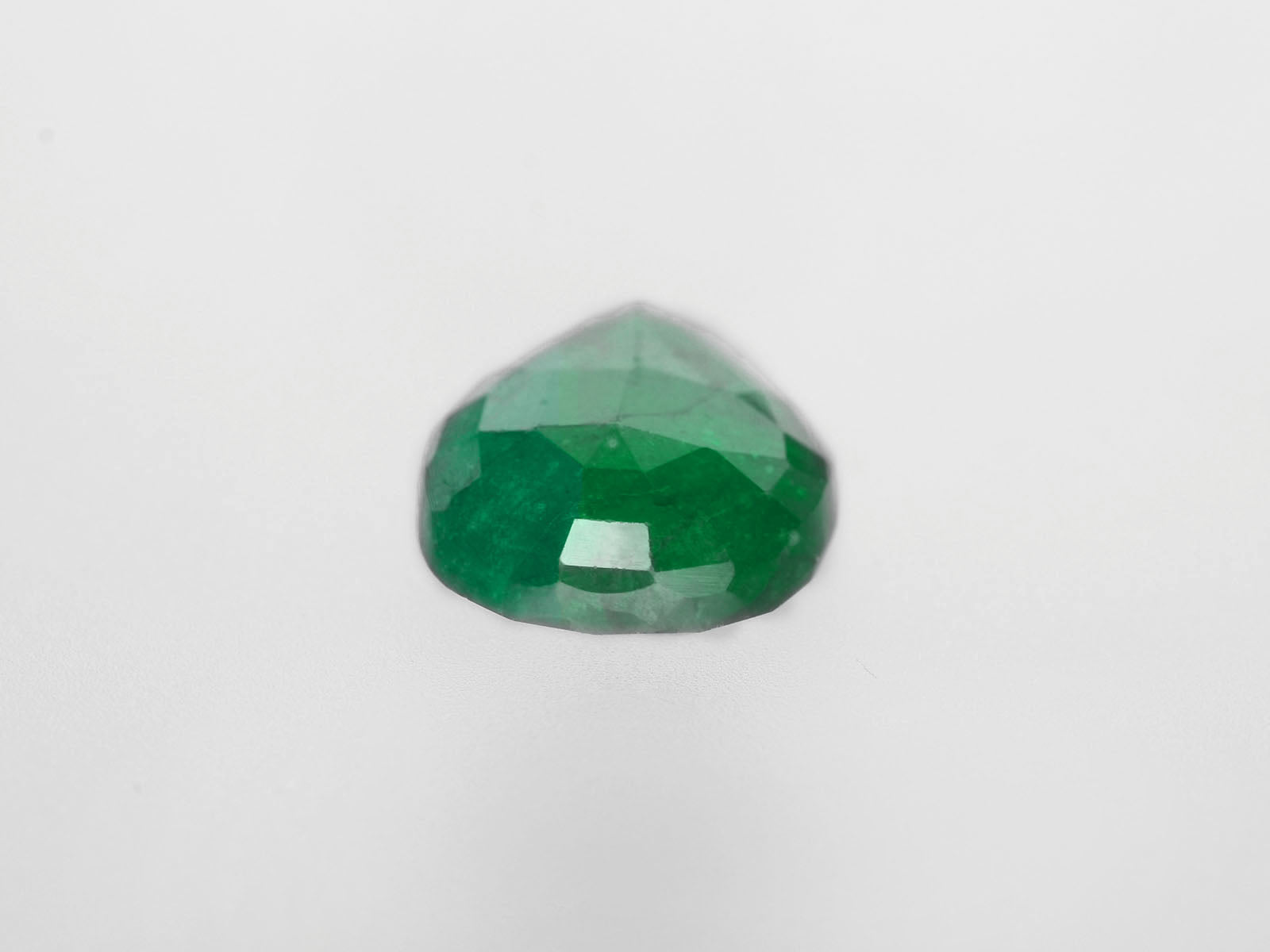 8800427-pear-deep-green-brazil-natural-emerald-2.76-ct