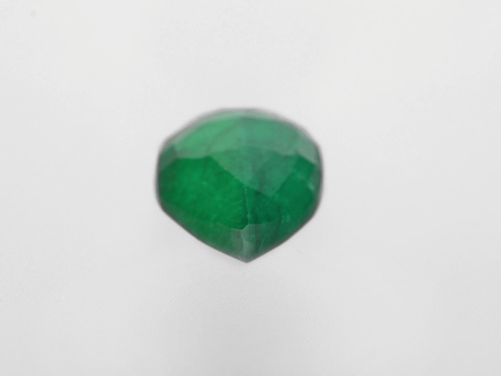 8800427-pear-deep-green-brazil-natural-emerald-2.76-ct