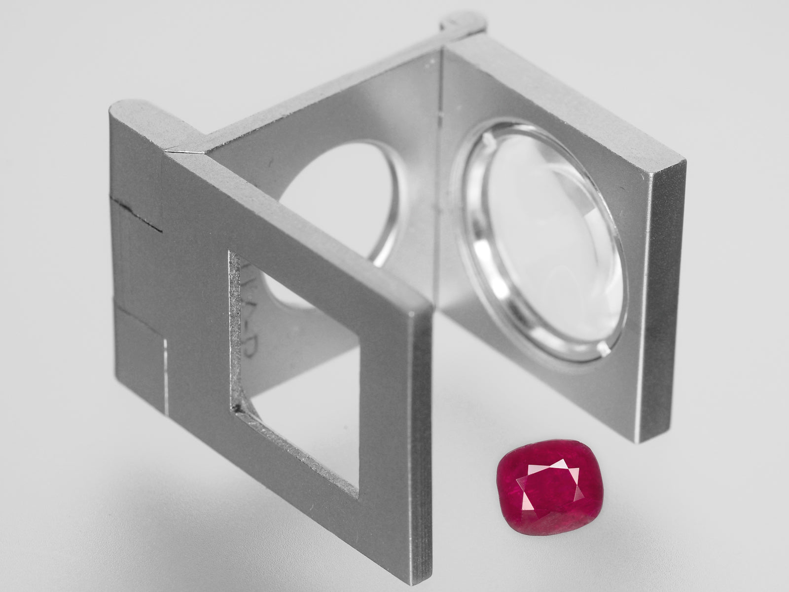 8800443-cushion-deep-pinkish-red-igi-burma-natural-ruby-1.49-ct