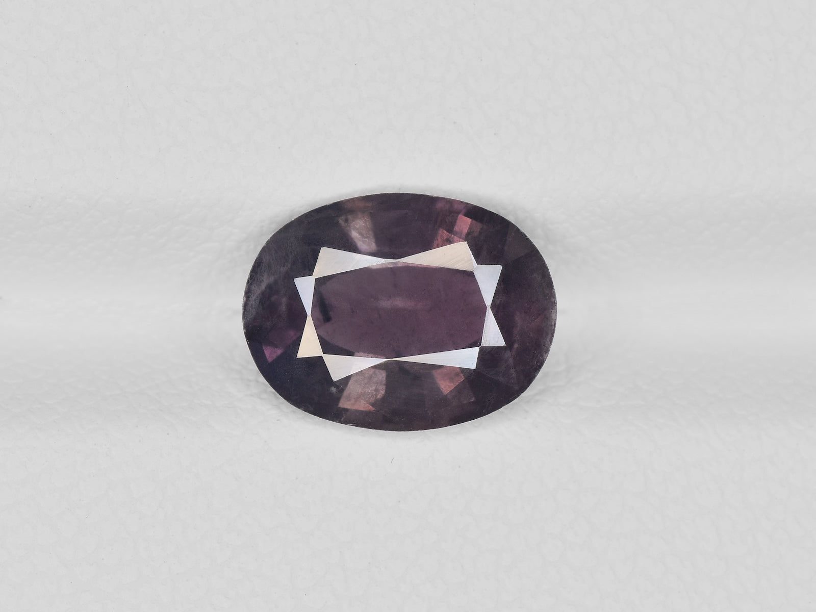 8800667-oval-deep-greyish-purple-igi-pakistan-natural-other-fancy-sapphire-2.36-ct