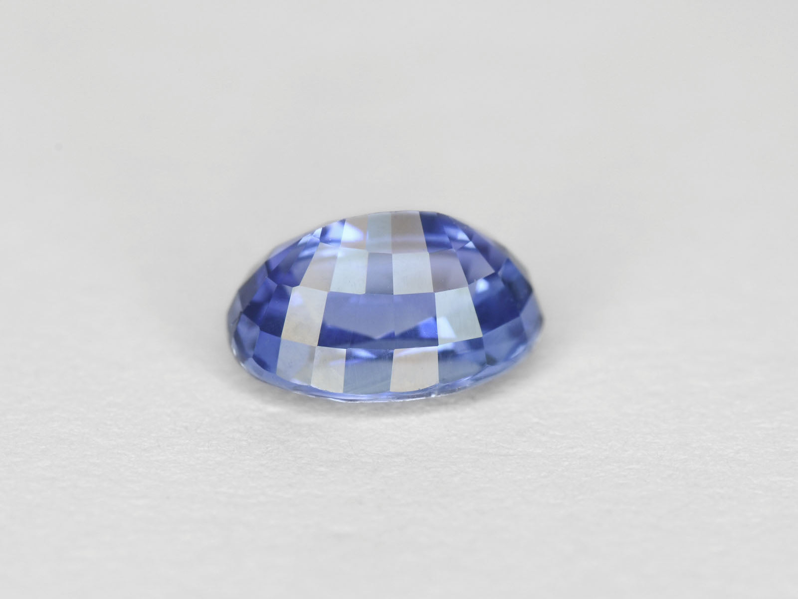 8800234-oval-lustrous-intense-blue-igi-burma-natural-blue-sapphire-1.28-ct