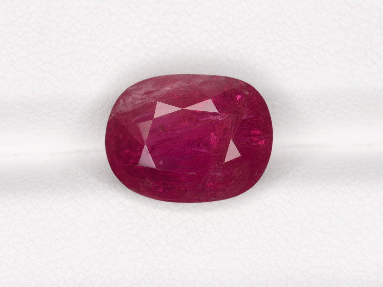 8800790-oval-deep-pinkish-red-gia-burma-natural-ruby-7.35-ct