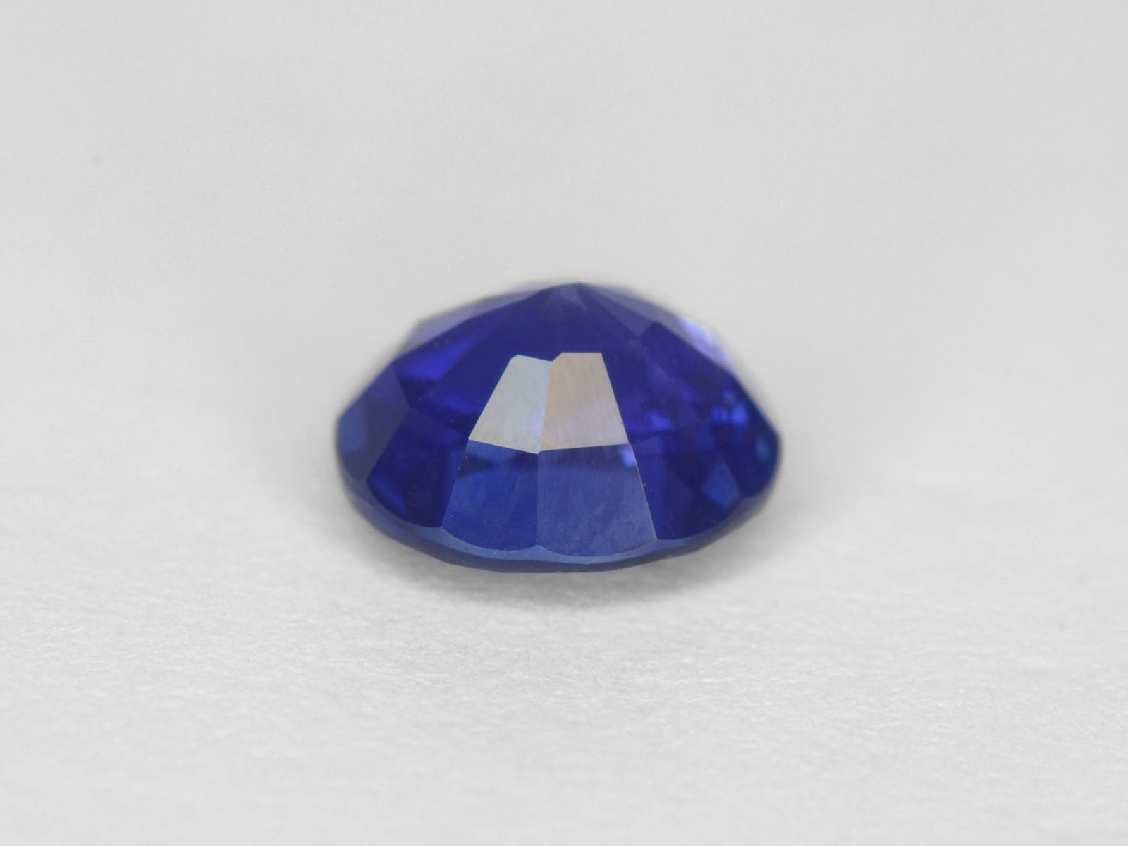 8800239-oval-rich-velvety-cornflower-blue-gia-igi-madagascar-natural-blue-sapphire-1.34-ct