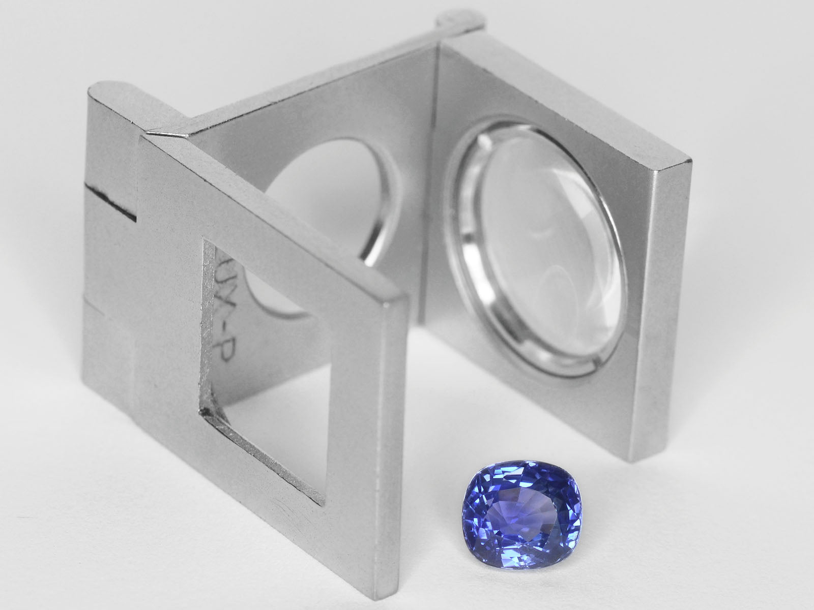 8800245-cushion-fiery-intense-blue-grs-madagascar-natural-blue-sapphire-2.12-ct