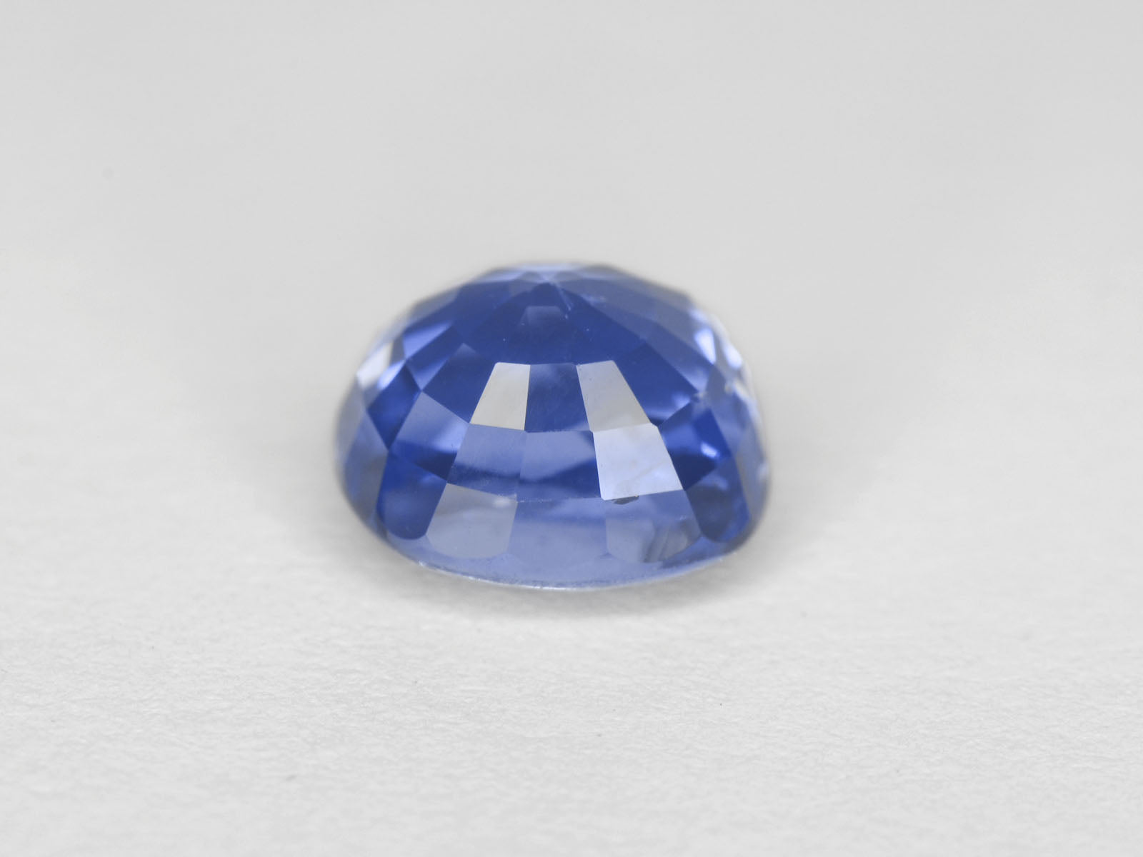 8800246-cushion-bright-blue-grs-sri-lanka-natural-blue-sapphire-2.96-ct