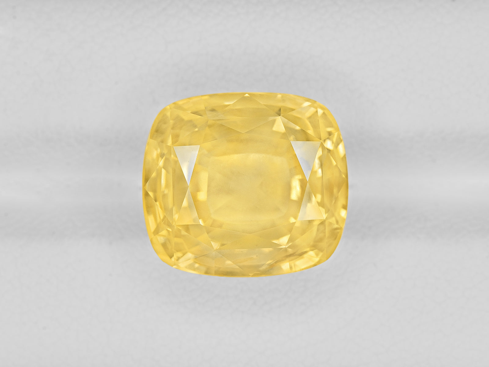 8801727-cushion-velvey-yellow-grs-sri-lanka-natural-yellow-sapphire-19.39-ct