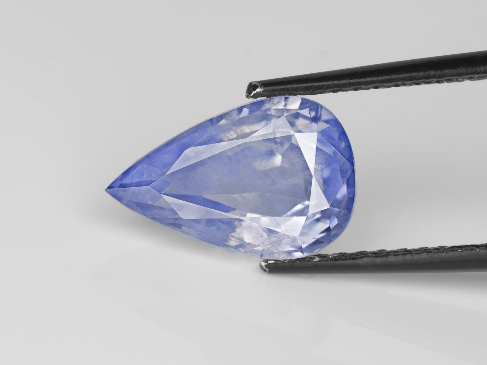 8802919-pear-velvety-pastel-blue-gia-grs-igi-kashmir-natural-blue-sapphire-4.73-ct
