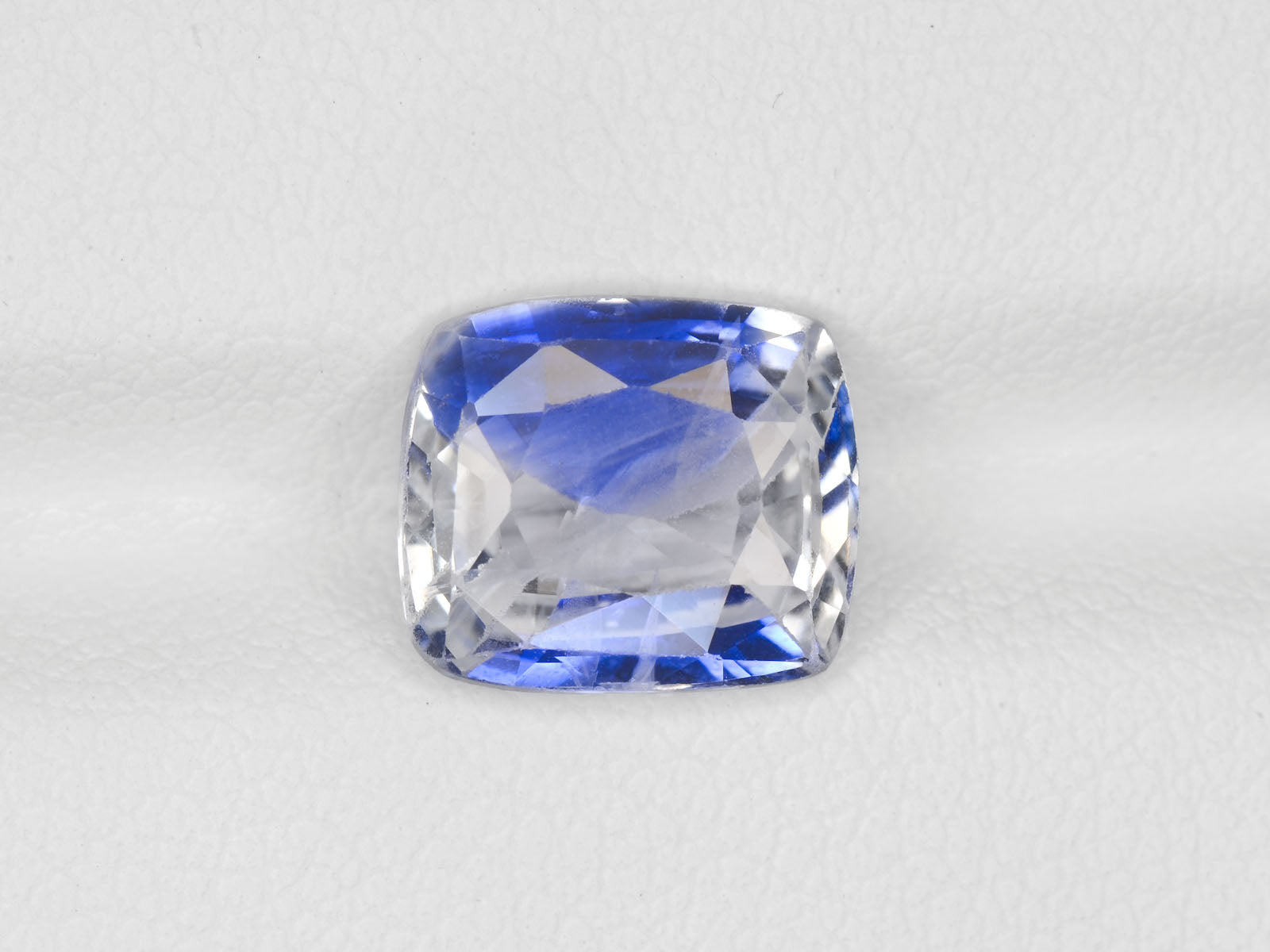 8800483-cushion-bi-color-blue-&-colorless-gia-grs-igi-sri-lanka-natural-other-fancy-sapphire-3.49-ct