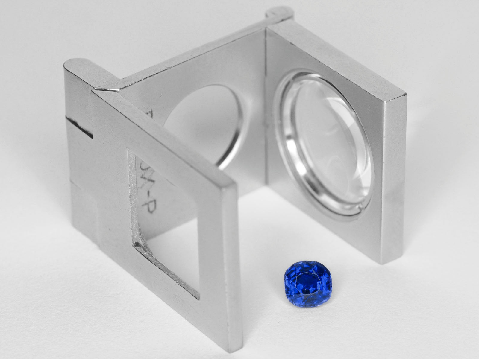 8800250-cushion-rich-velvety-royal-blue-gia-cambodia-natural-blue-sapphire-0.84-ct