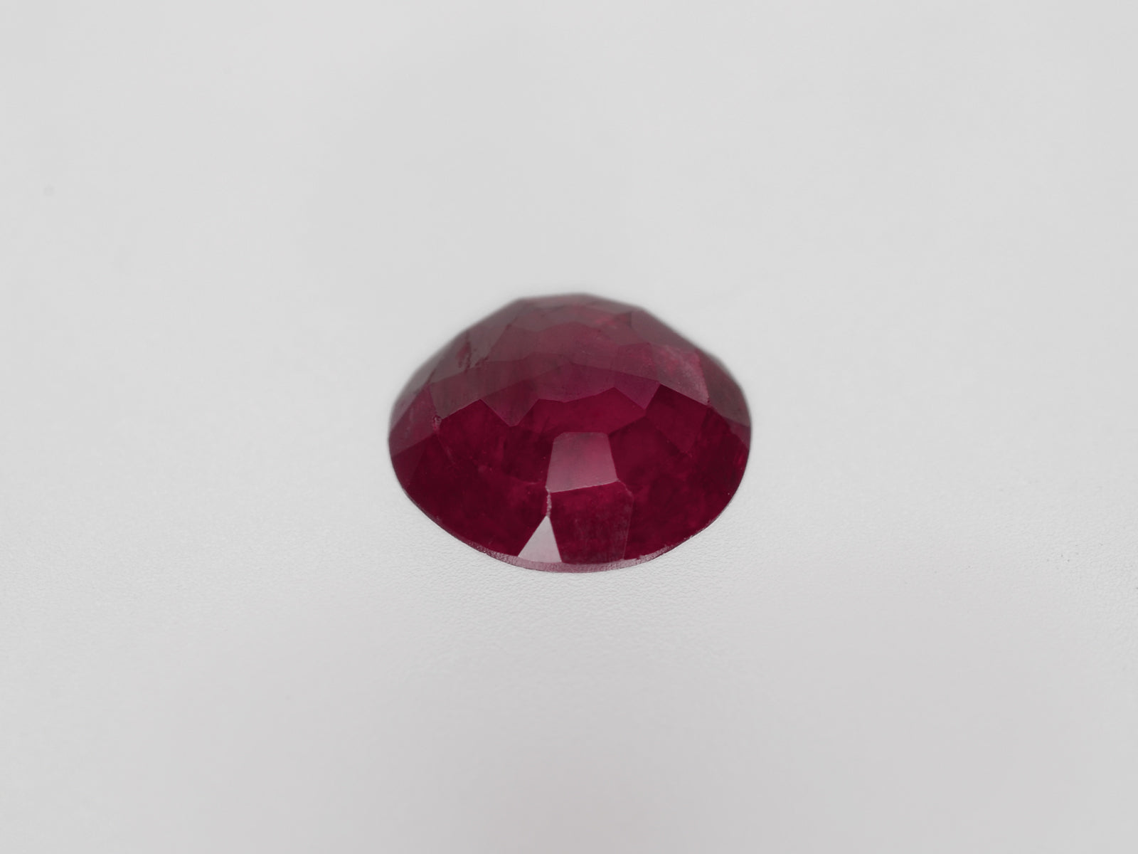 8800719-round-pigeon-blood-red-grs-burma-natural-ruby-1.23-ct