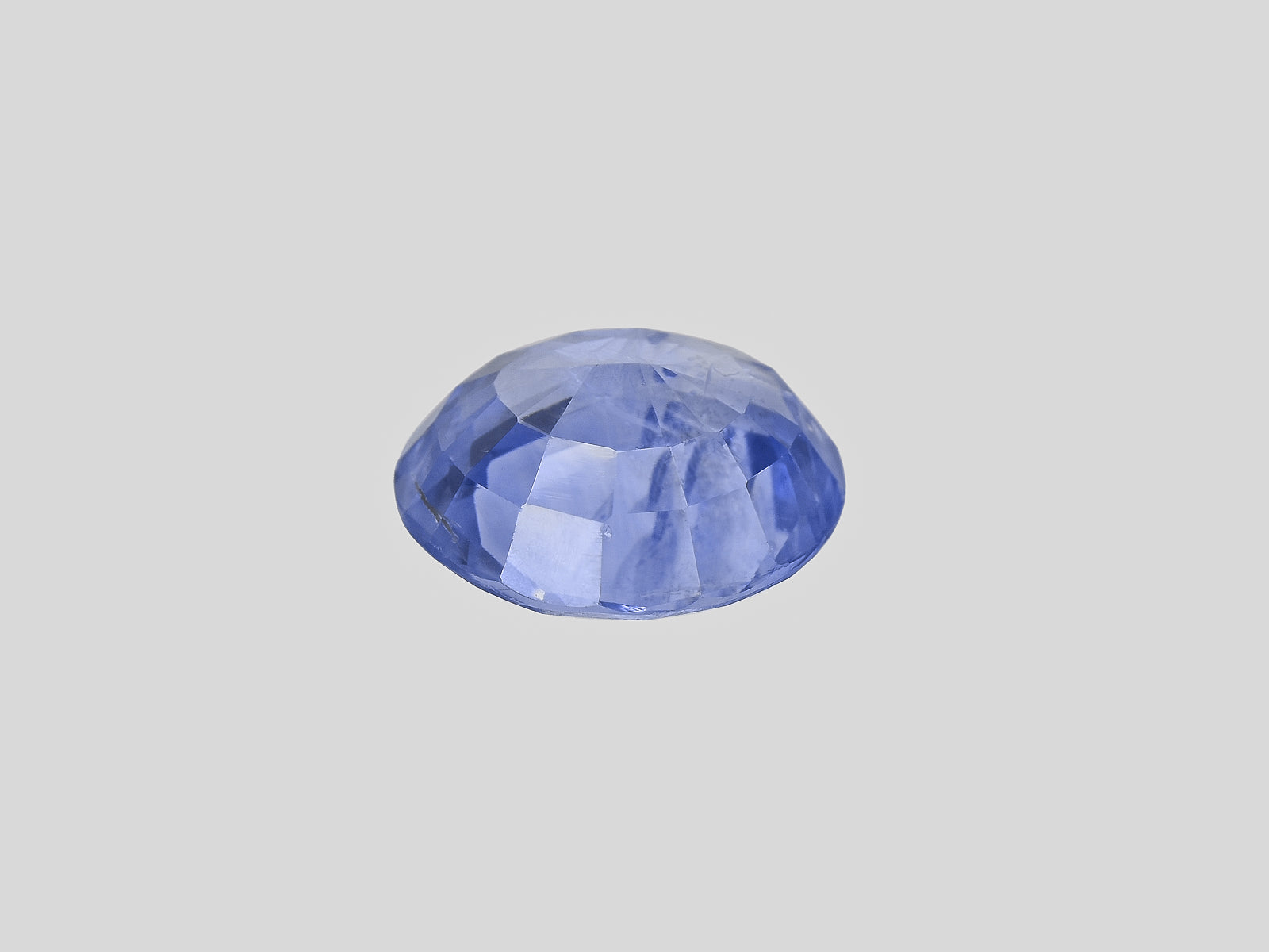 8801158-oval-light-blue-gia-sri-lanka-natural-blue-sapphire-3.16-ct