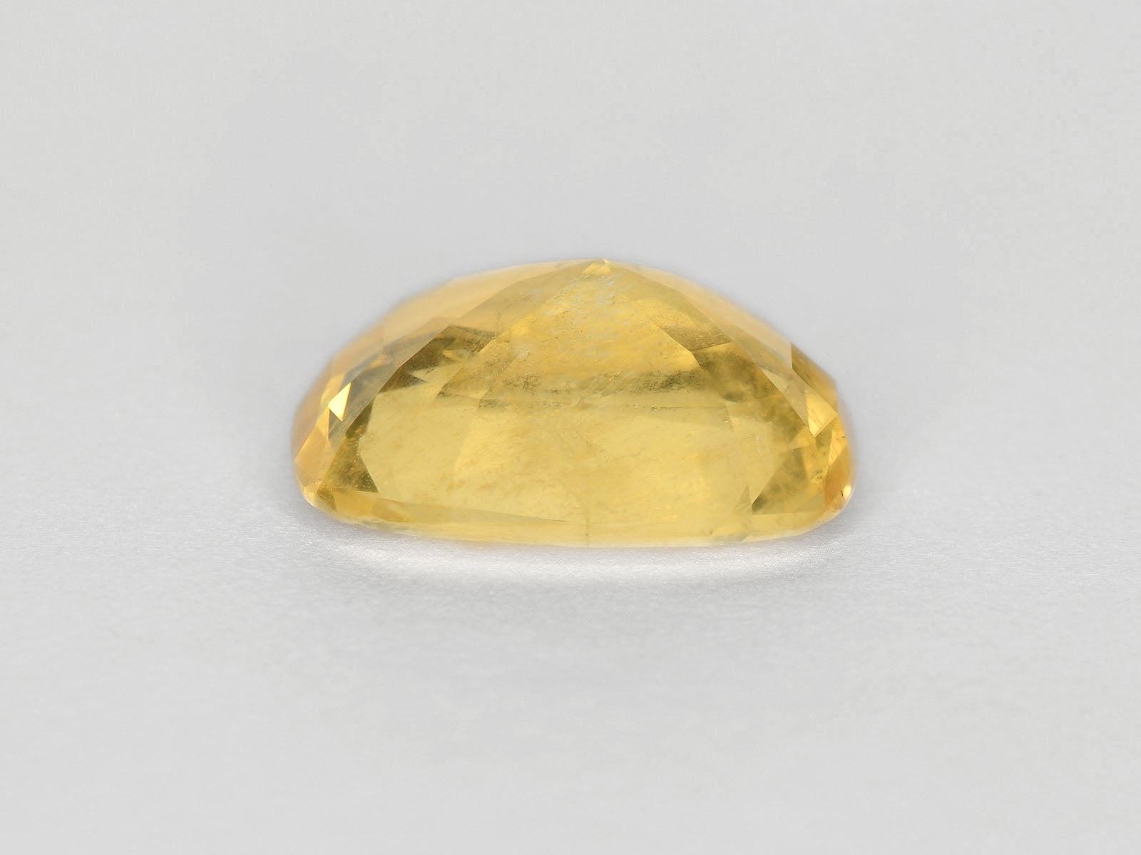 8800151-cushion-intense-yellow-igi-sri-lanka-natural-yellow-sapphire-10.47-ct