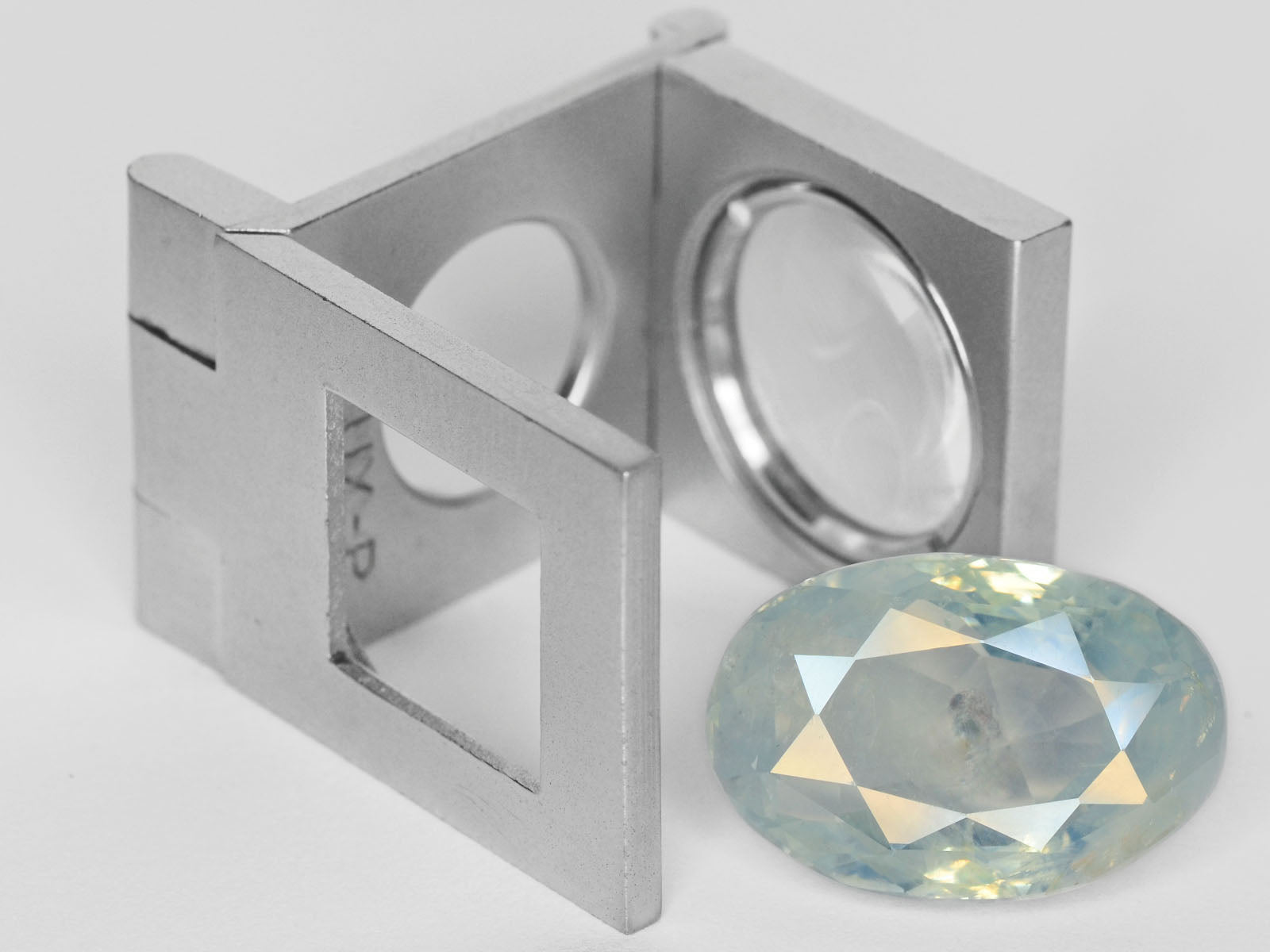 8800252-oval-pastel-greenish-yellowish-blue-gia-grs-igi-sri-lanka-natural-blue-sapphire-25.38-ct