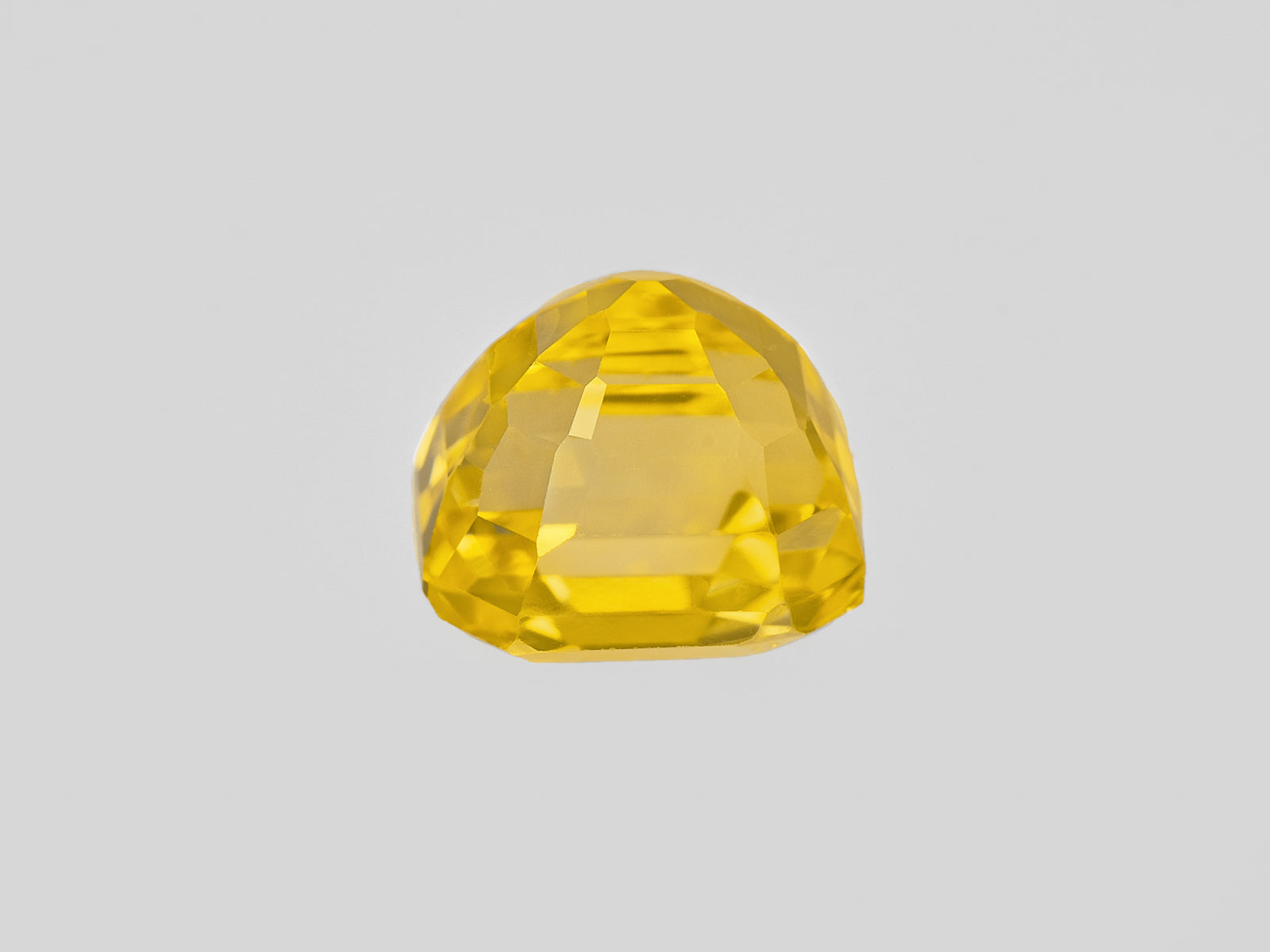 8801519-octagonal-fiery-vivid-yellow-grs-sri-lanka-natural-yellow-sapphire-3.97-ct