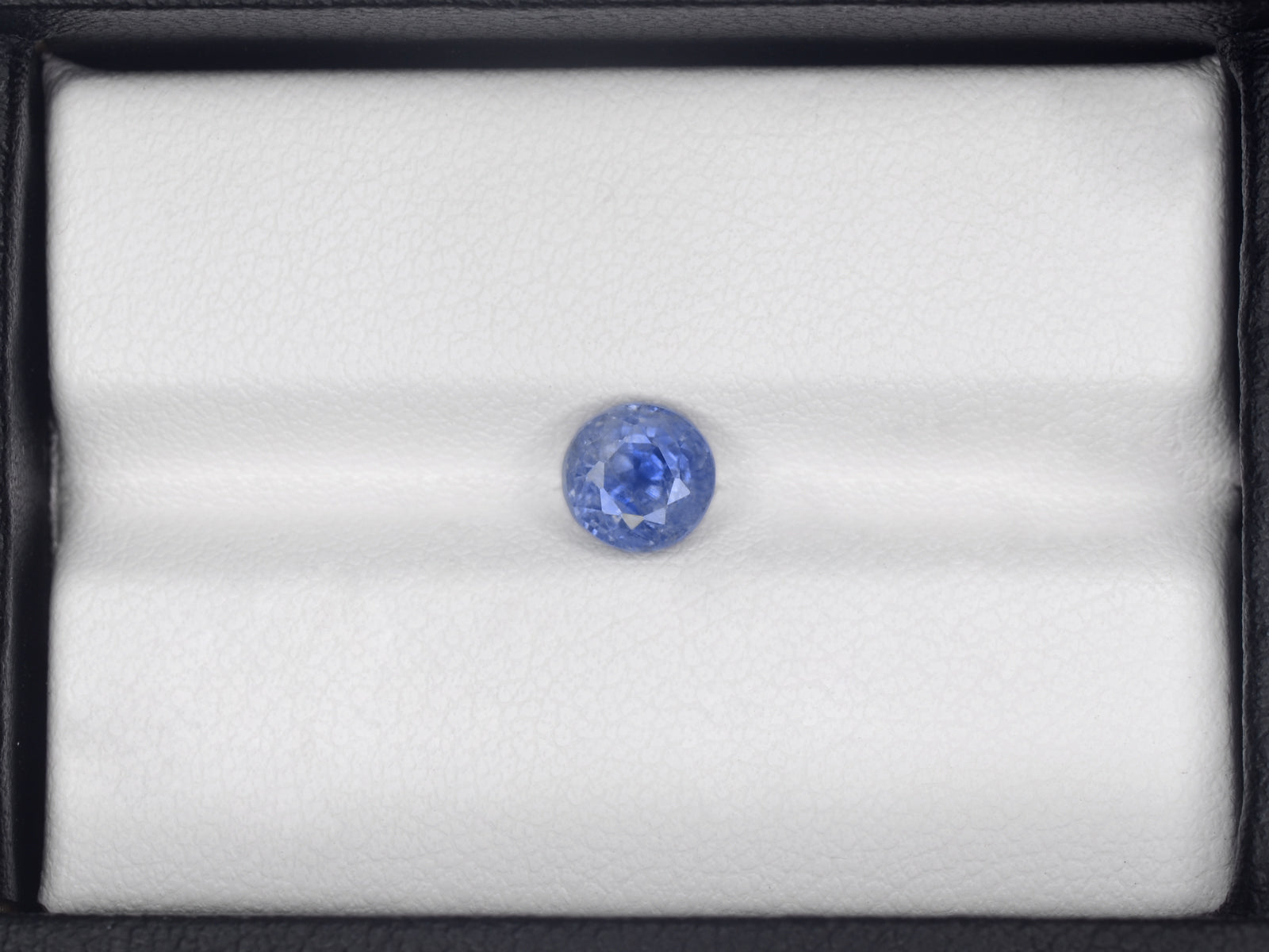 8800730-round-lustrous-blue-gia-kashmir-natural-blue-sapphire-1.51-ct