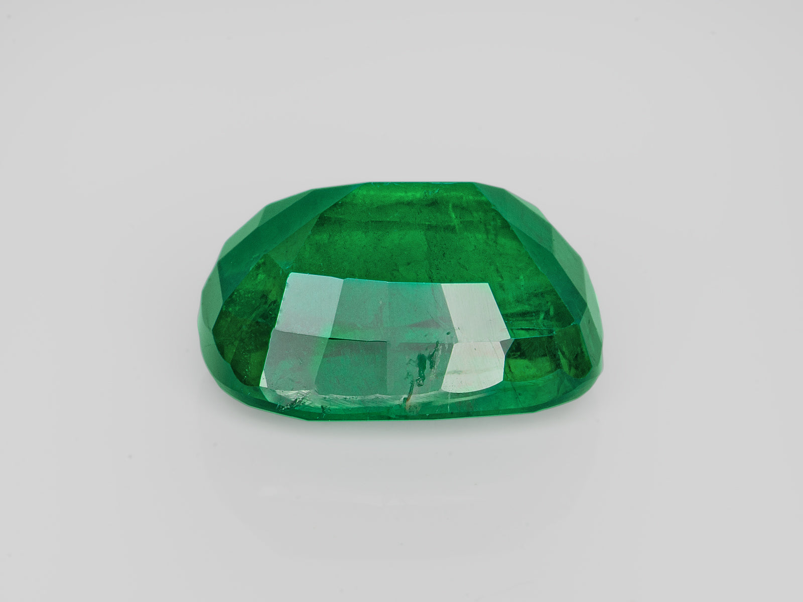8803108-cushion-rich-velvety-royal-green-grs-zambia-natural-emerald-5.39-ct