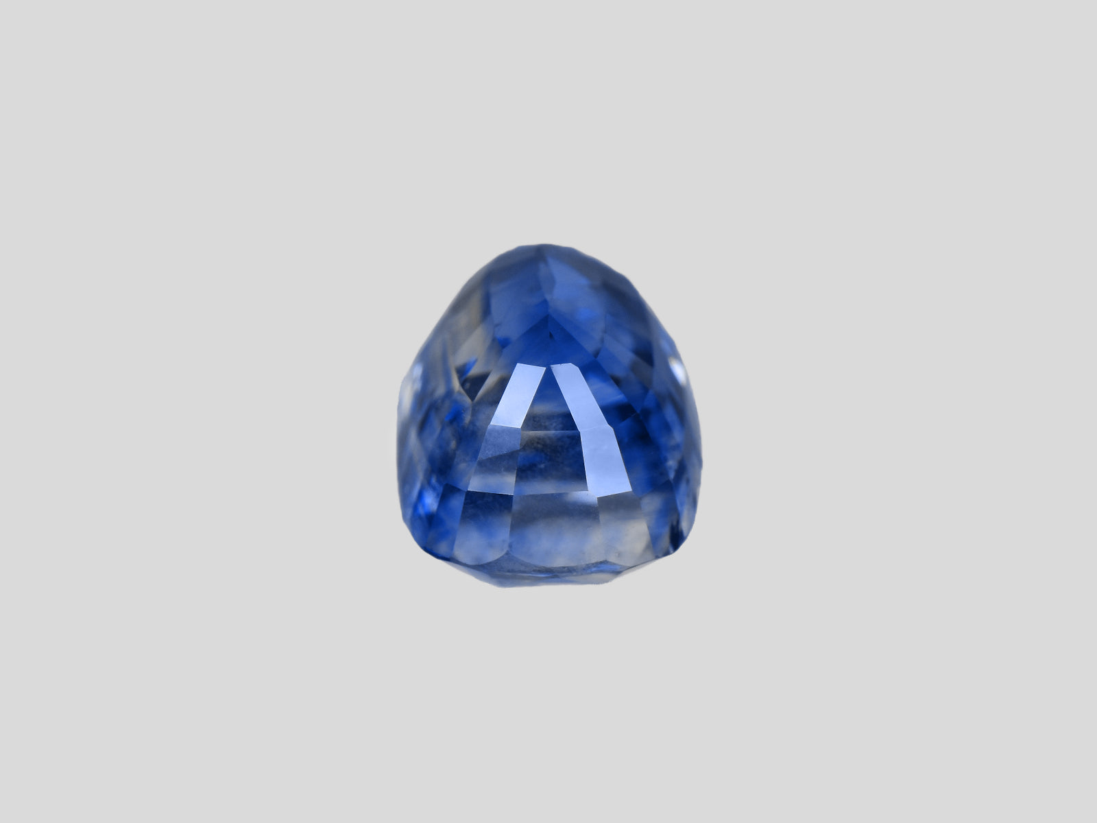 8801929-cushion-intense-royal-blue-gia-grs-kashmir-natural-blue-sapphire-8.09-ct
