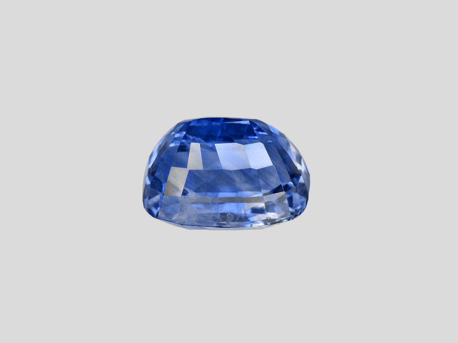 8801929-cushion-intense-royal-blue-gia-grs-kashmir-natural-blue-sapphire-8.09-ct