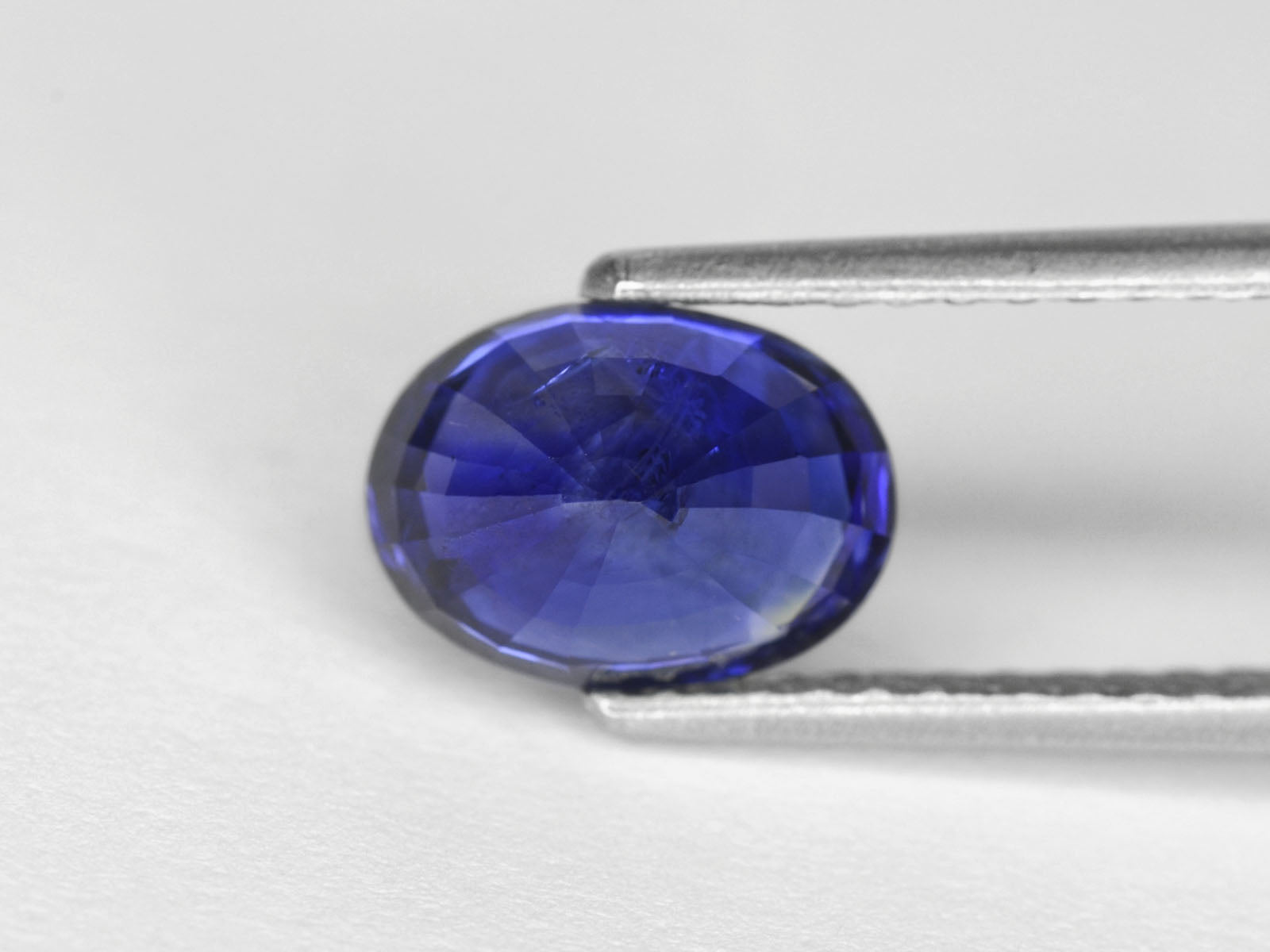 8800259-oval-deep-royal-blue-ink-blue-grs-madagascar-natural-blue-sapphire-3.46-ct