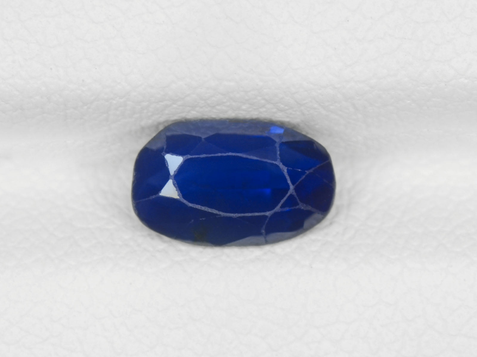8800265-oval-rich-velvety-royal-blue-igi-cambodia-natural-blue-sapphire-1.48-ct