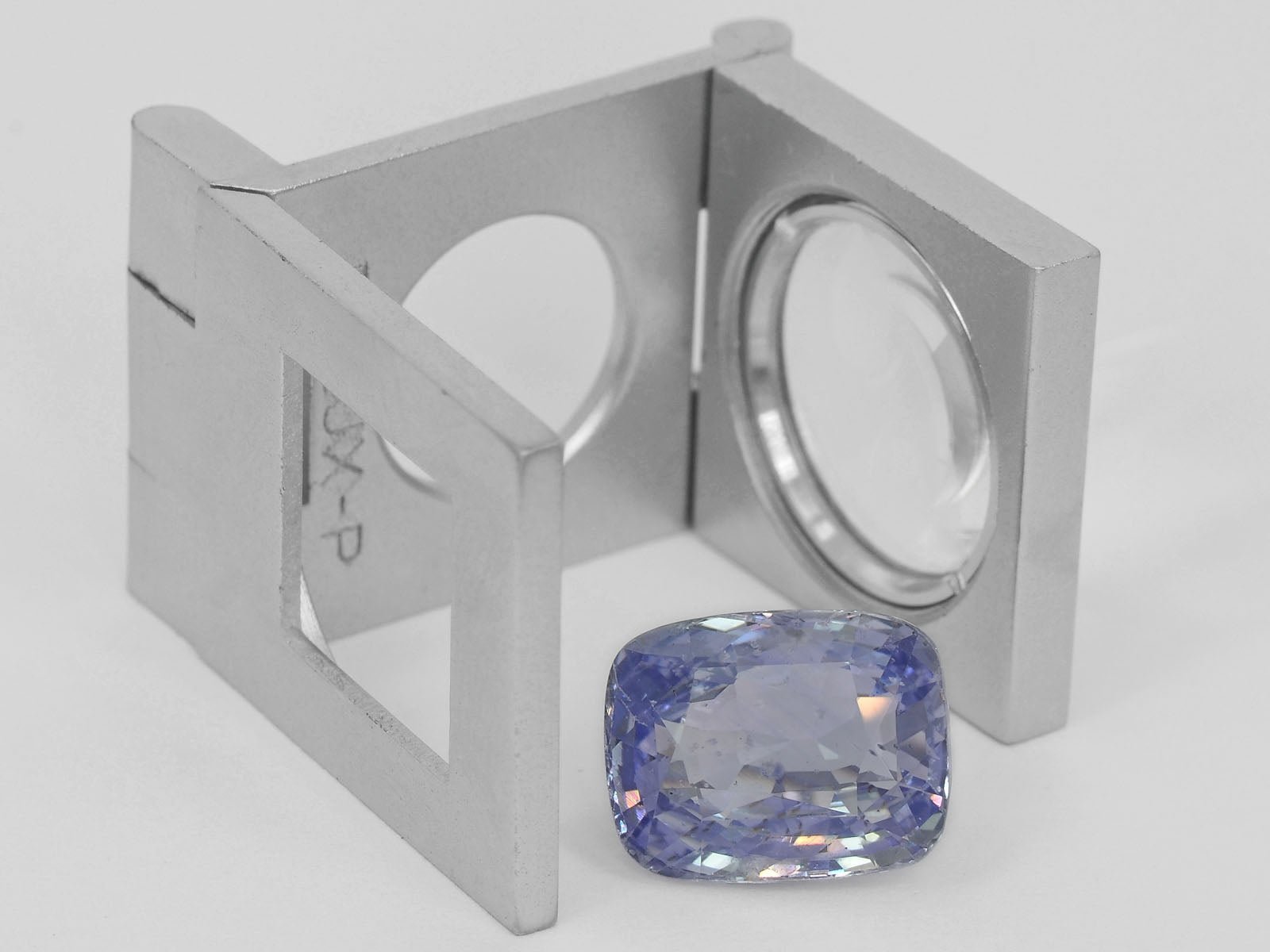 8800153-cushion-lustrous-violetish-blue-gia-sri-lanka-natural-blue-sapphire-9.40-ct
