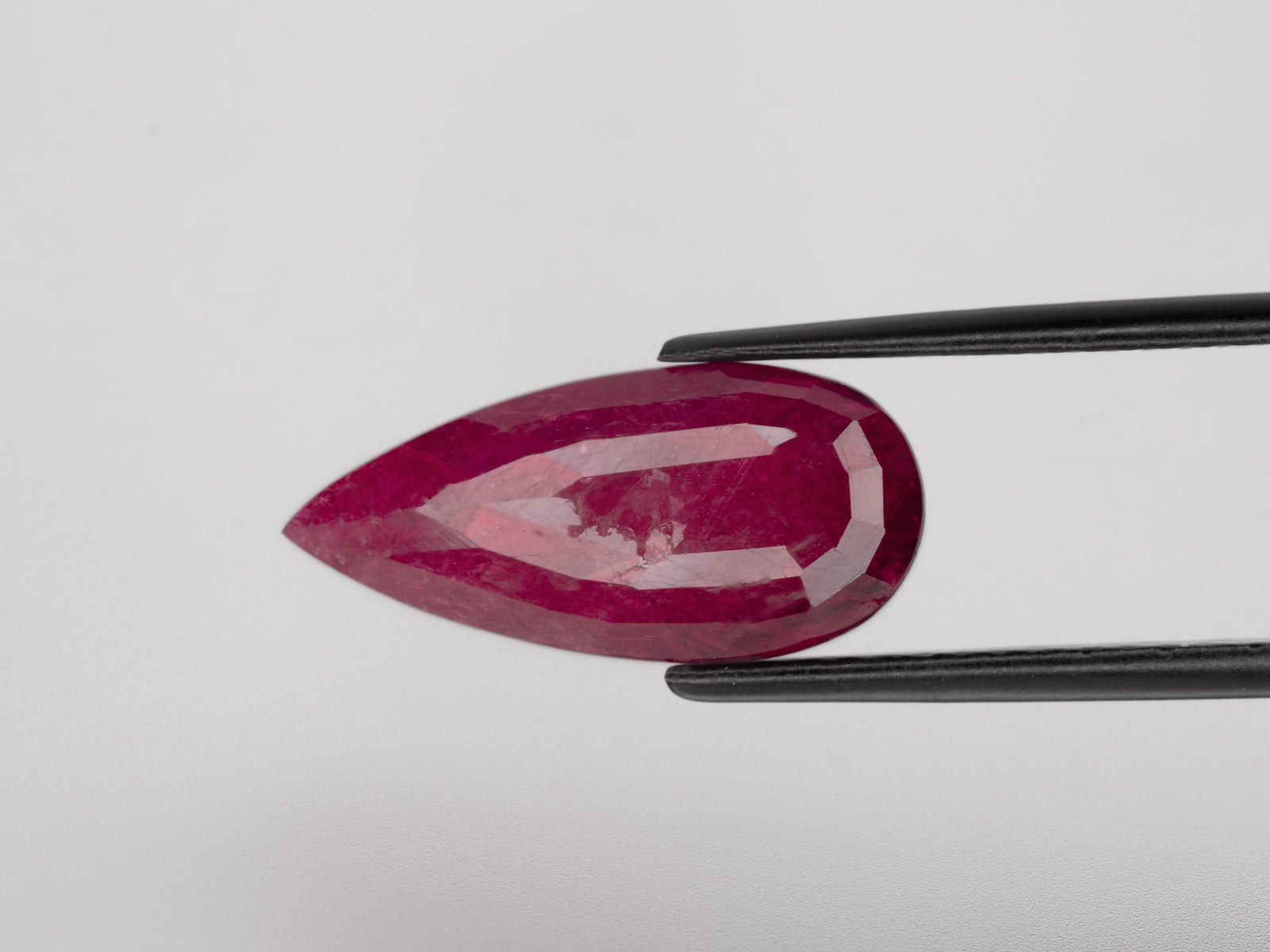 8800726-pear-deep-red-grs-gii-mozambique-natural-ruby-12.17-ct