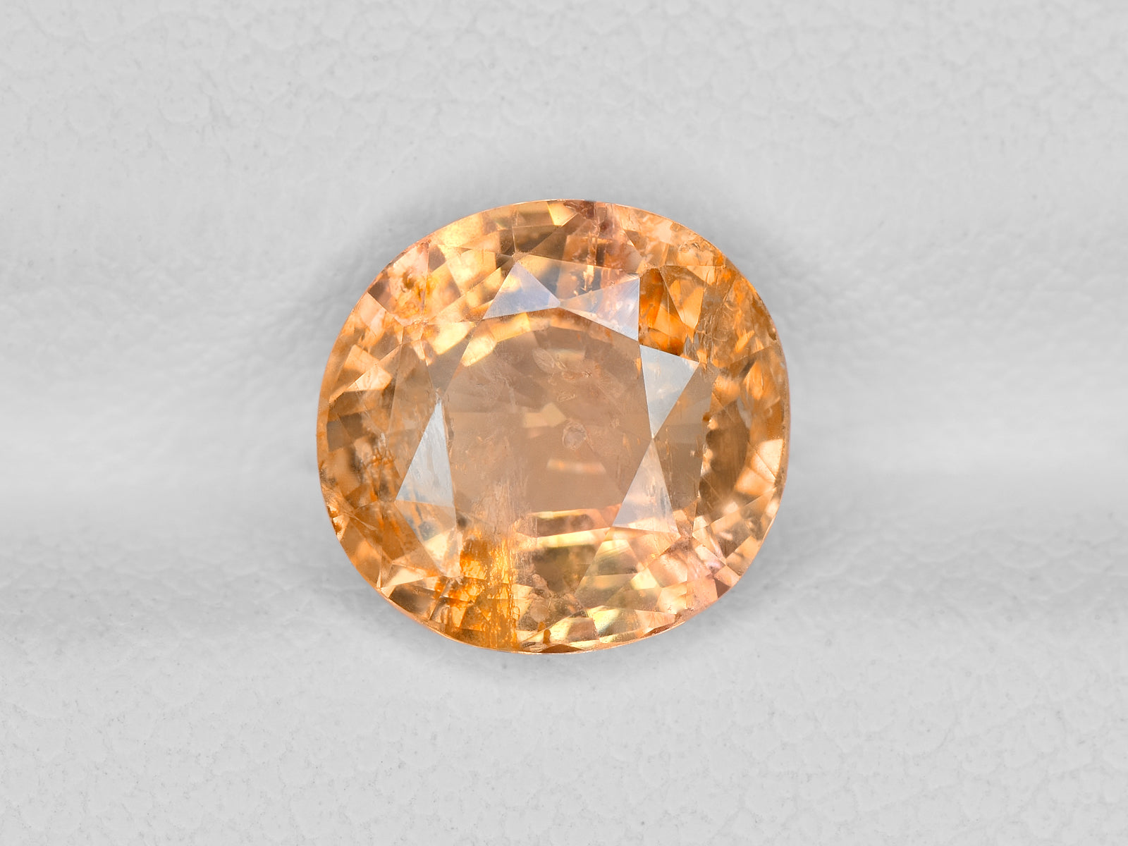 8801737-oval-pinkish-yellowish-orange-aigs-sri-lanka-natural-other-fancy-sapphire-3.39-ct