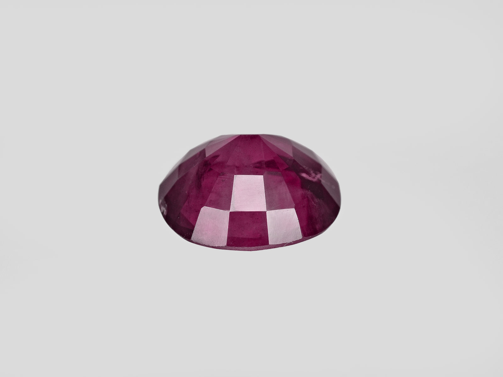 8801744-cushion-rich-velvety-purplish-pink-gia-kashmir-natural-pink-sapphire-4.03-ct