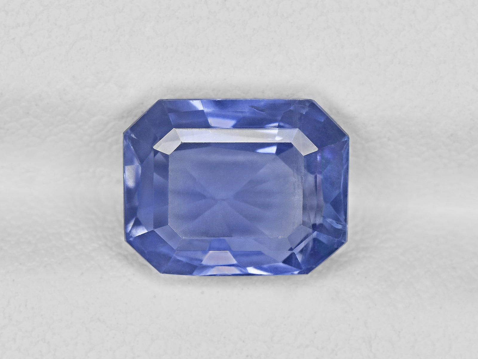 8801761-octagonal-medium-blue-gia-sri-lanka-natural-blue-sapphire-3.60-ct