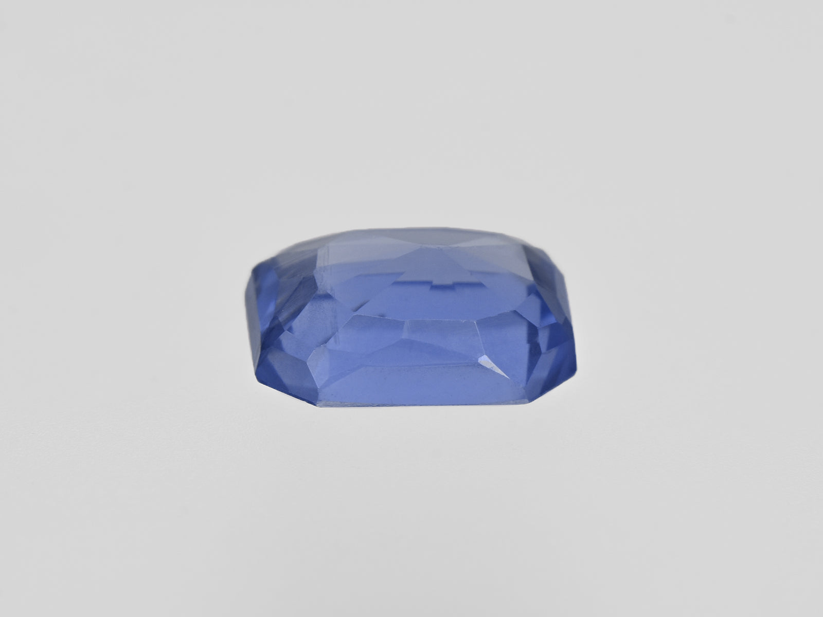 8801761-octagonal-medium-blue-gia-sri-lanka-natural-blue-sapphire-3.60-ct