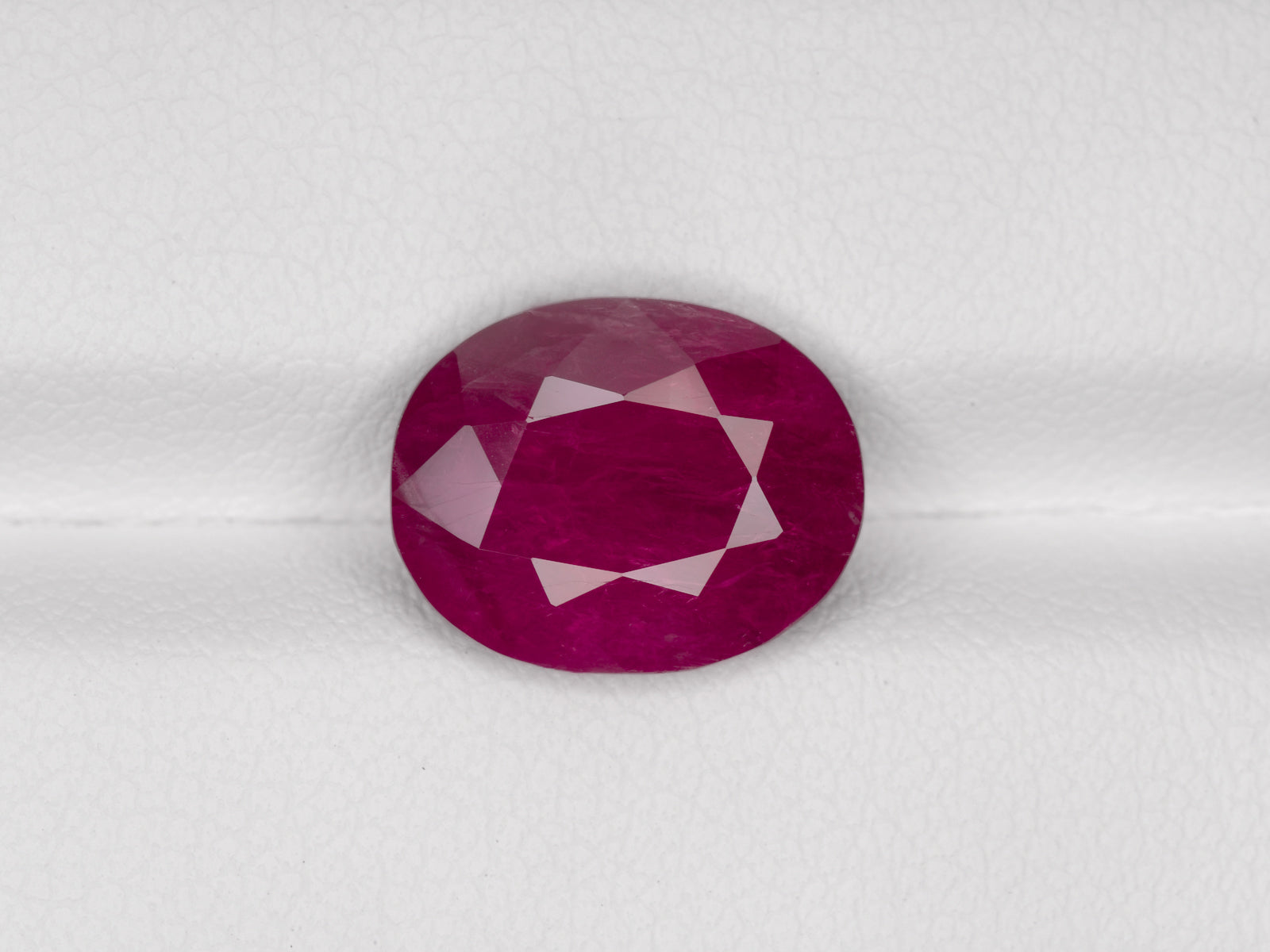 8800721-oval-deep-magenta-red-grs-burma-natural-ruby-4.74-ct