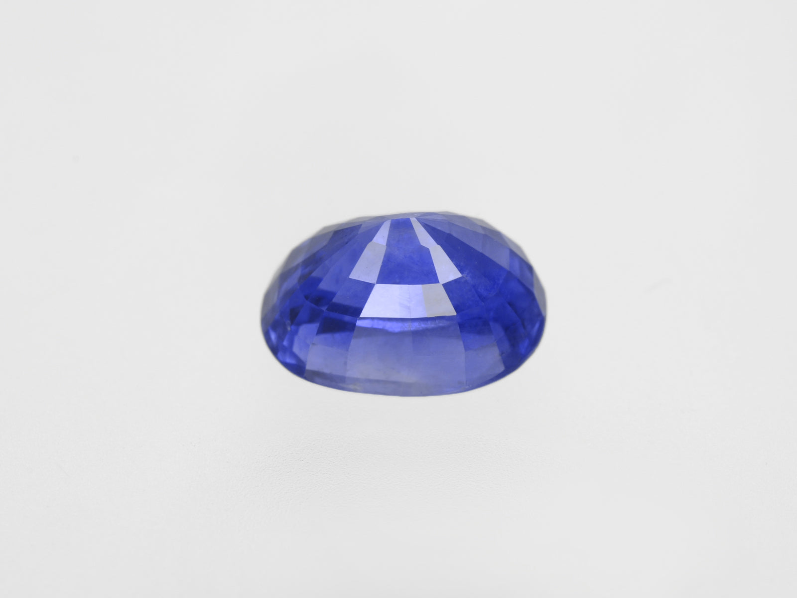 8800728-oval-fiery-deep-blue-grs-sri-lanka-natural-blue-sapphire-5.08-ct