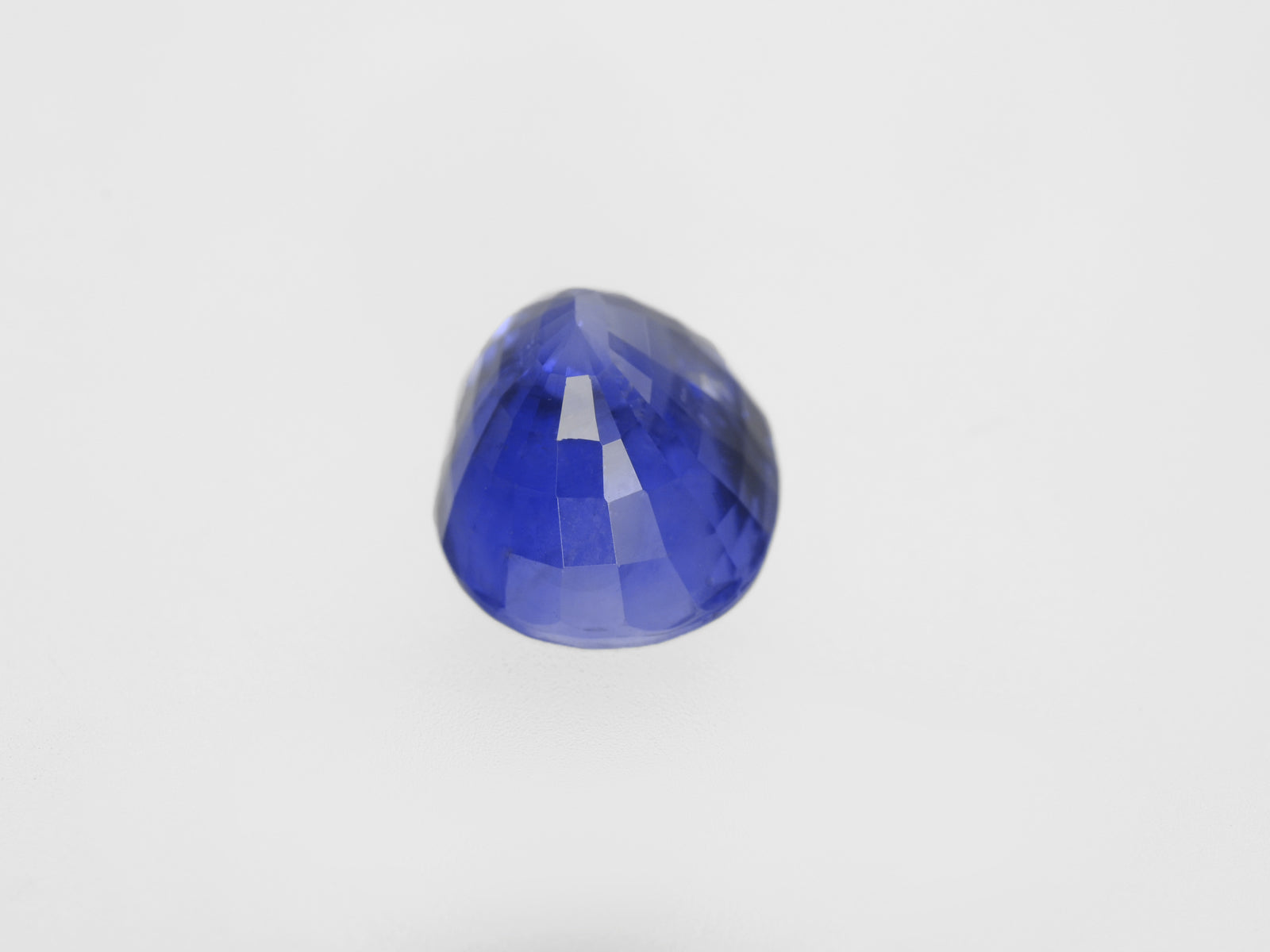 8800728-oval-fiery-deep-blue-grs-sri-lanka-natural-blue-sapphire-5.08-ct