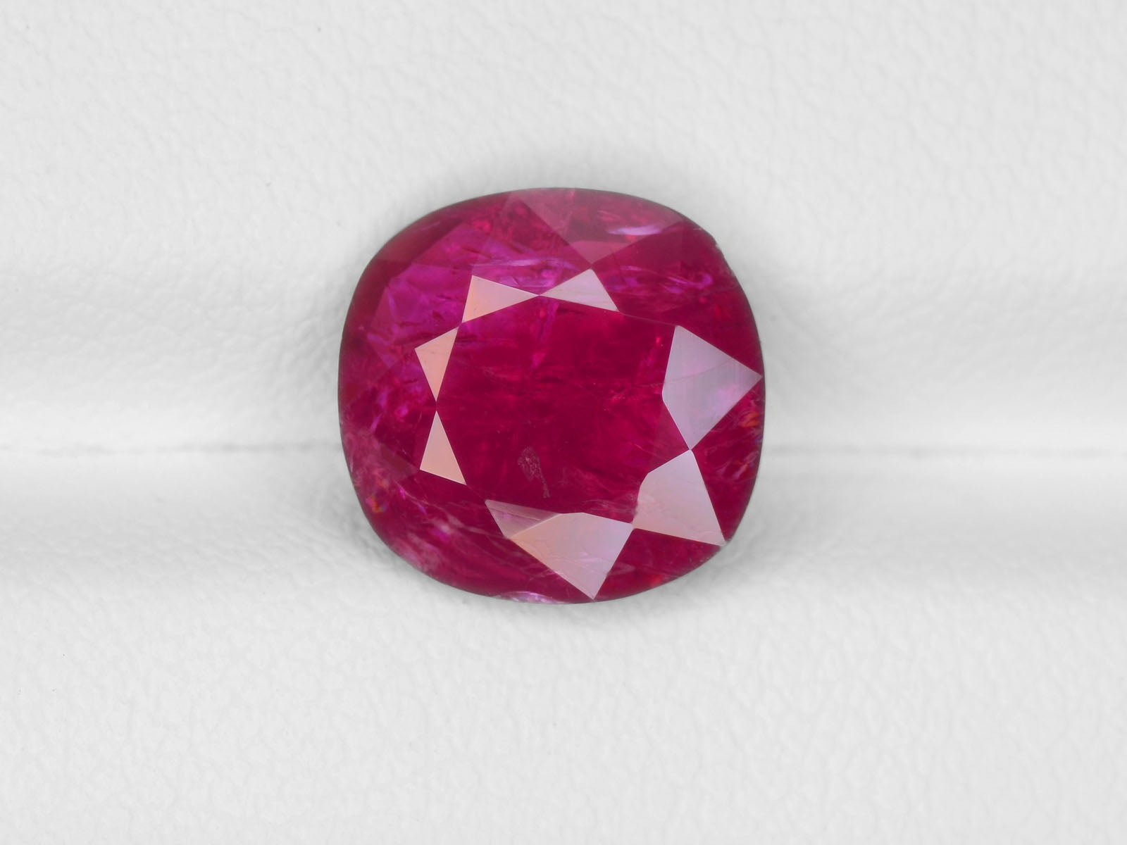 8800496-cushion-rich-pinkish-red-grs-burma-natural-ruby-3.39-ct