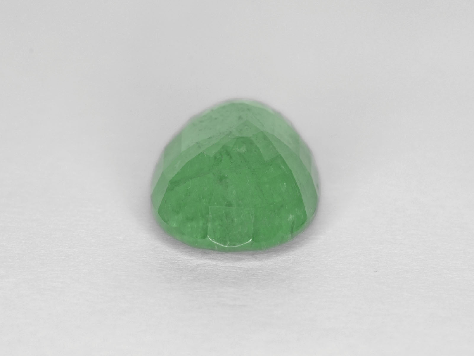 8800315-oval-pastel-green-grs-ethiopia-natural-emerald-18.08-ct