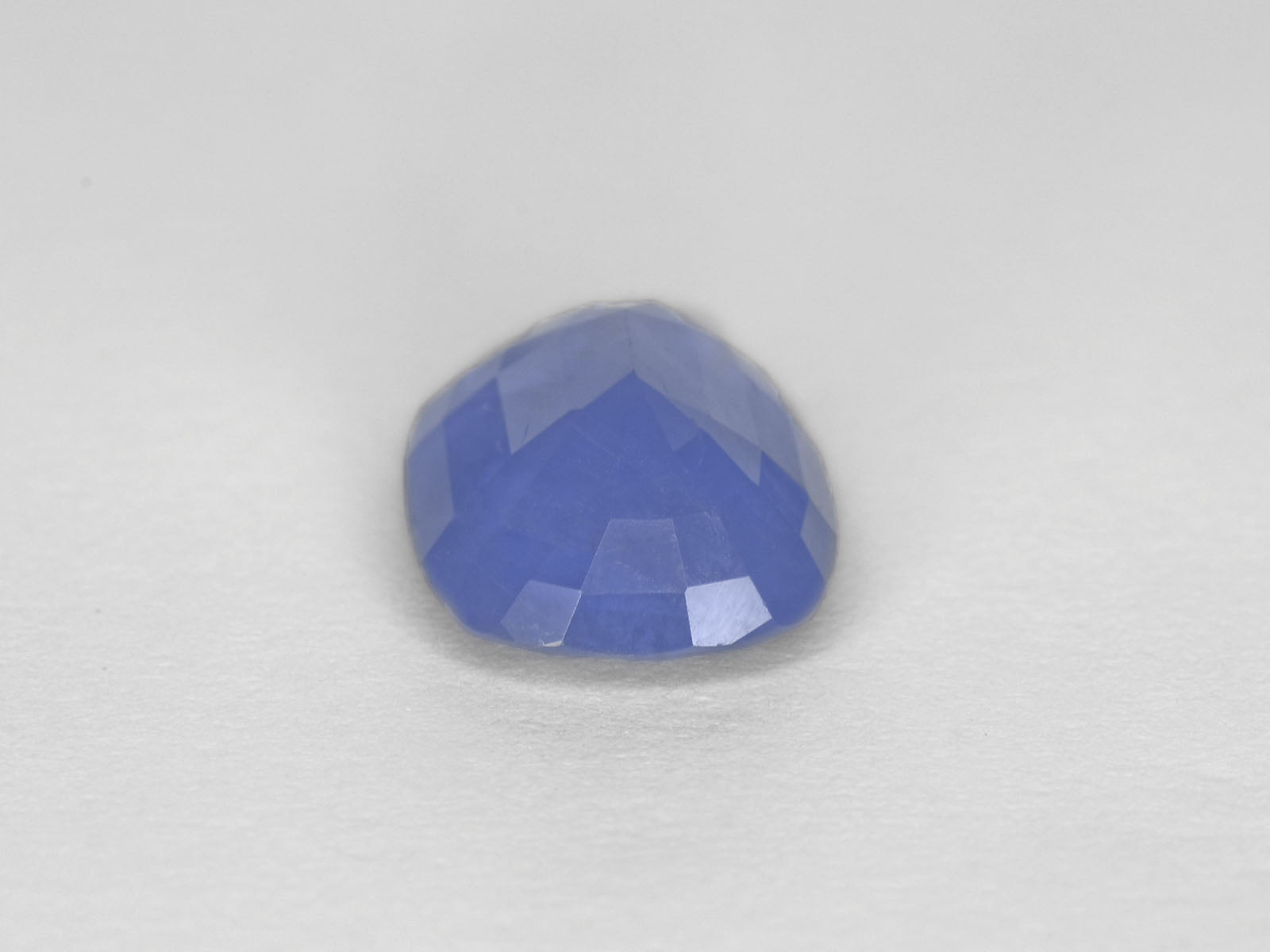 8800201-cushion-velvety-intense-blue-igi-burma-natural-blue-sapphire-7.97-ct